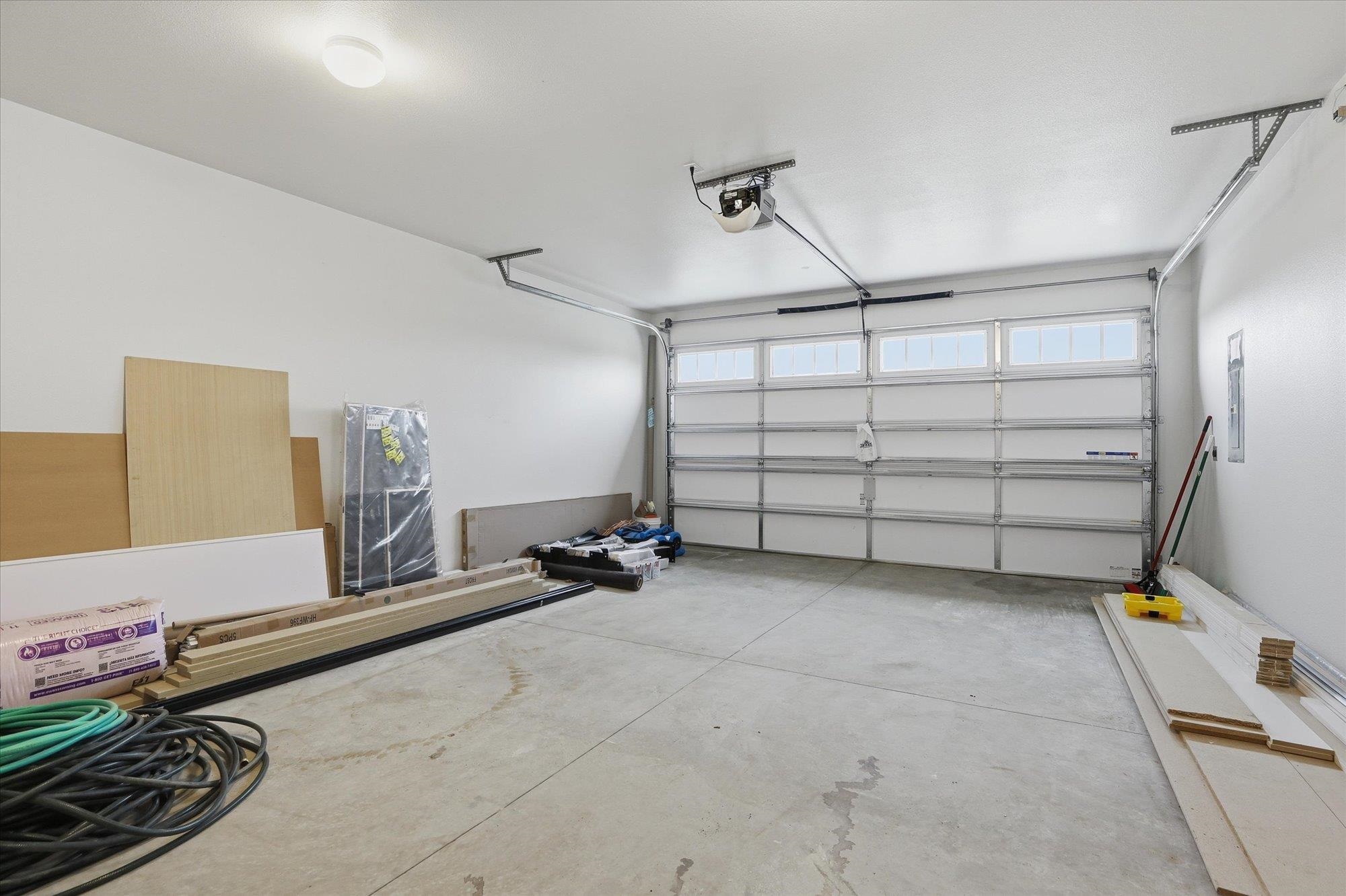 Deer Park, Washington, 99006, United States, 3 Bedrooms Bedrooms, ,2 BathroomsBathrooms,Residential,For Sale,1988069