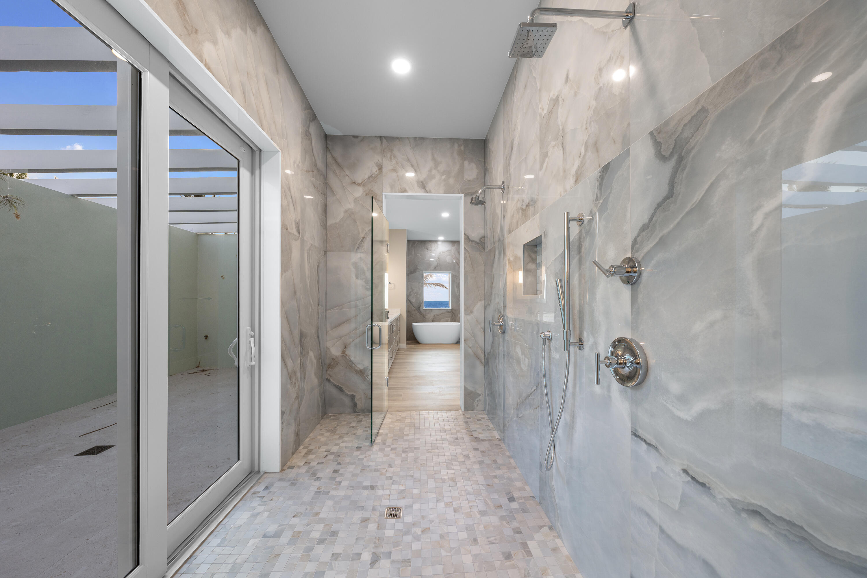 ISLAMORADA, Florida, 33036, United States, 6 Bedrooms Bedrooms, ,9 BathroomsBathrooms,Residential,For Sale,1903587