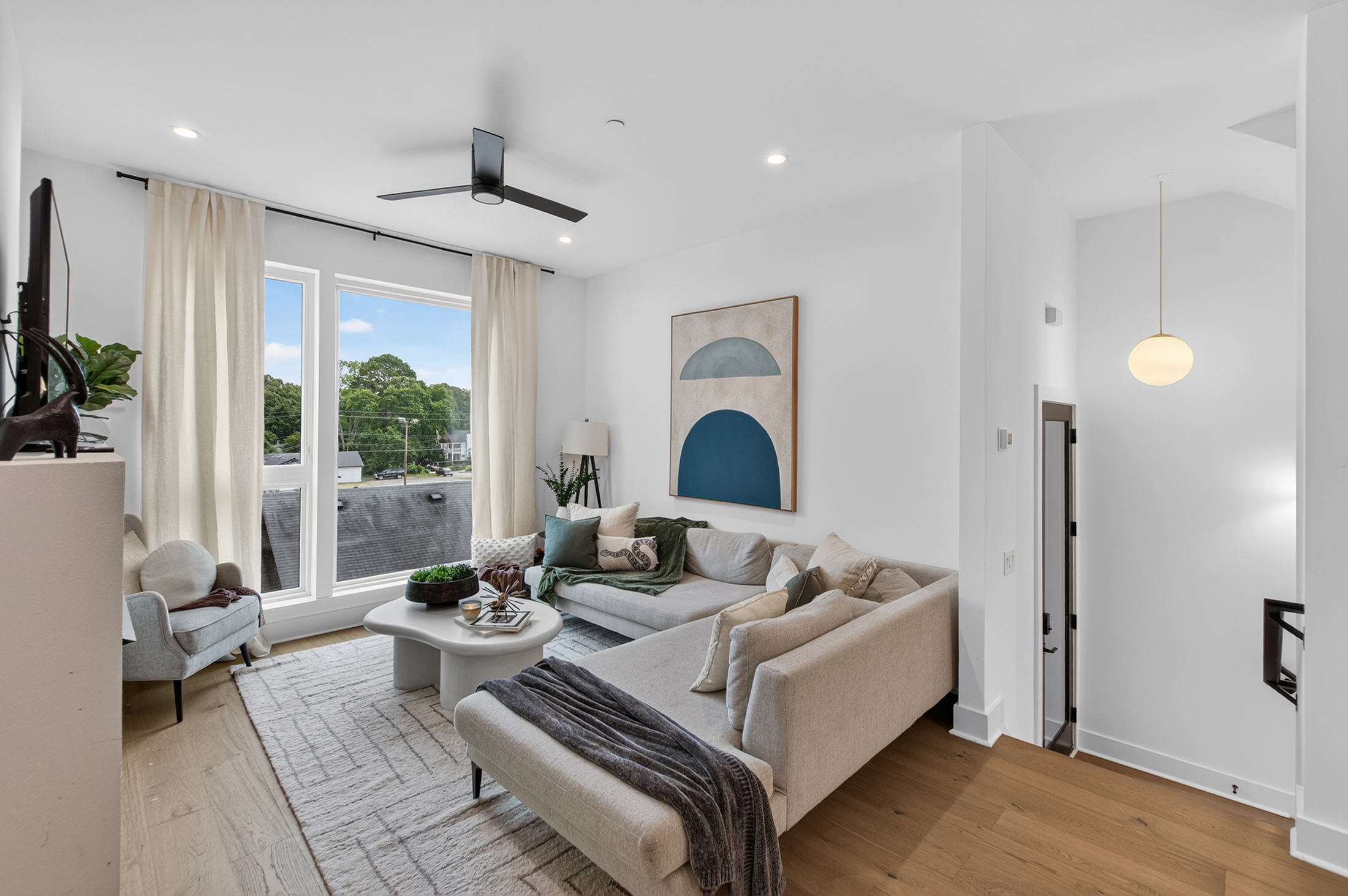  Stunning Luxury Townhome in Premier Boutique Community - 物件實景