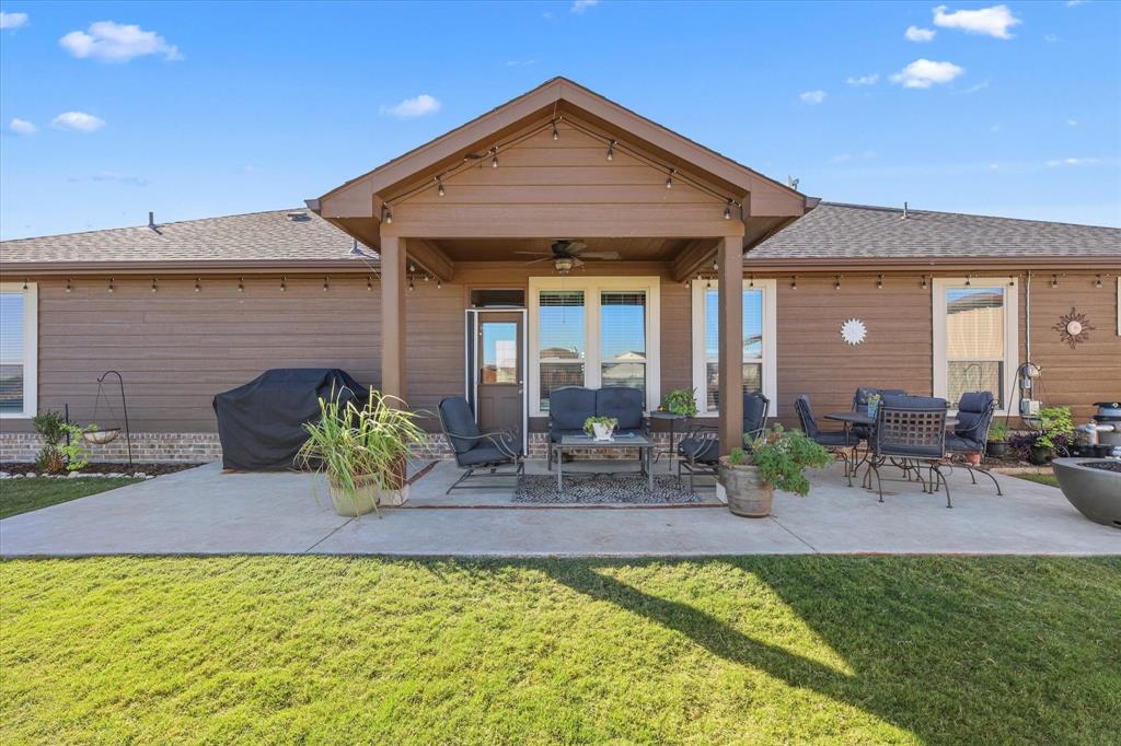 Decatur, Texas, 76234, United States, 4 Bedrooms Bedrooms, ,2 BathroomsBathrooms,Residential,For Sale,1980696