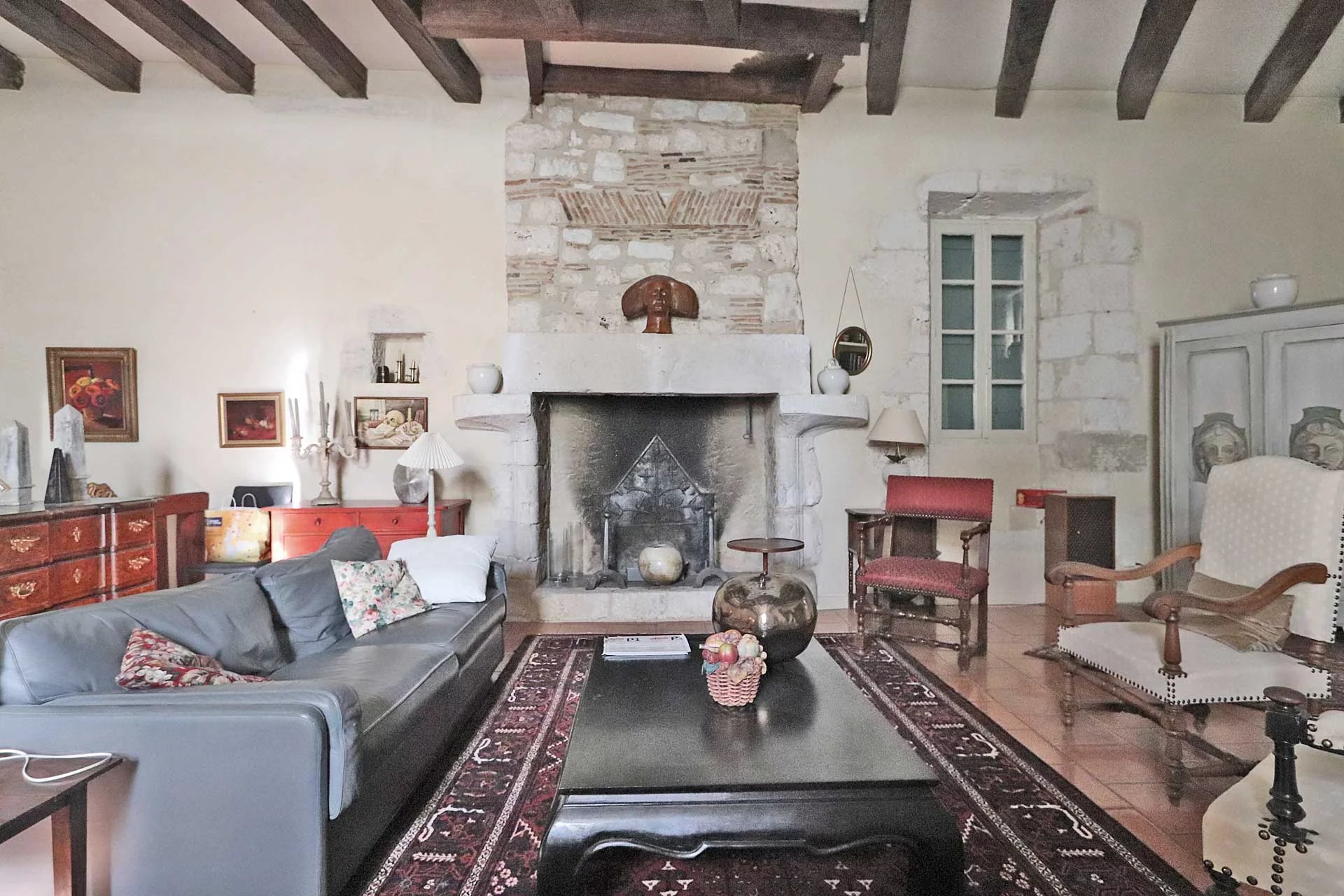 Bergerac, New Aquitaine, 24100, FR, 4 Bedrooms Bedrooms, ,3 BathroomsBathrooms,Residential,For Sale,1996002