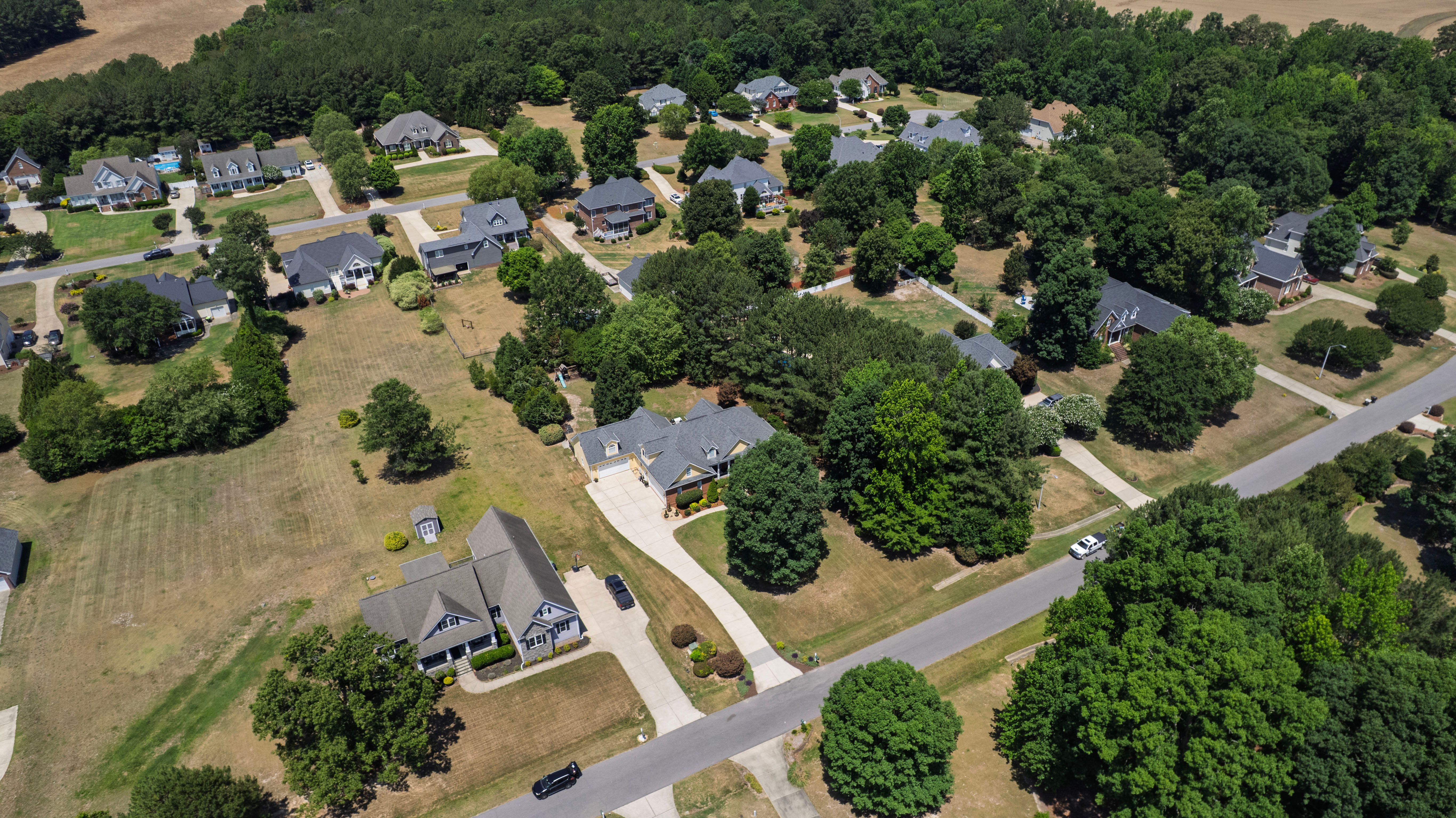  1305 Brook Hill Drive, Clayton, NC 27520 - 物件實景