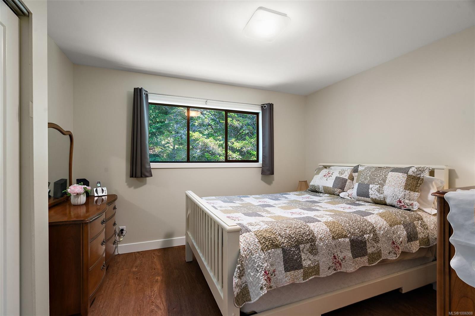 SAANICH, British Columbia, V9E 2C8, CA, 5 Bedrooms Bedrooms, ,Residential,For Sale,1890664