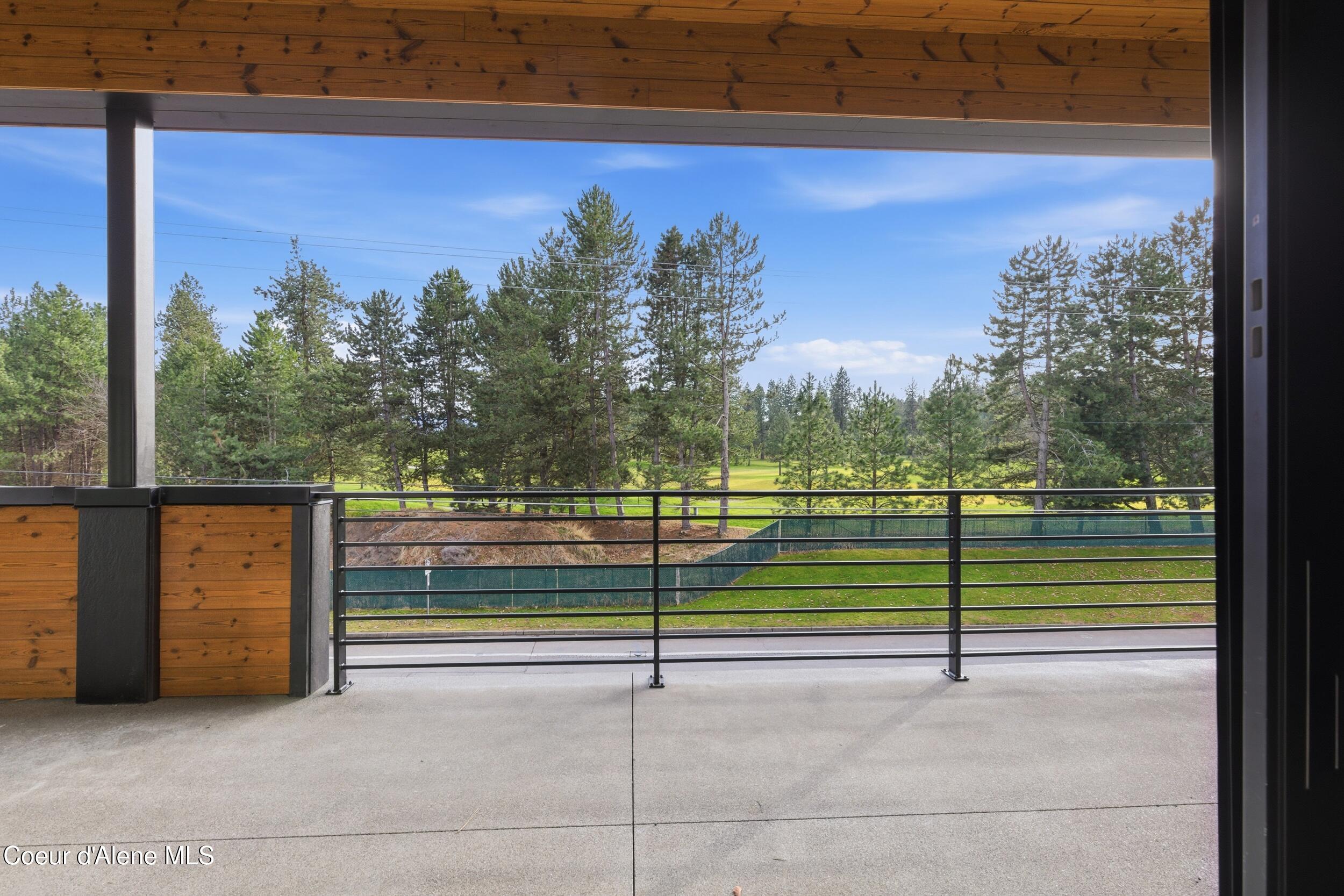 Coeur d'Alene, Idaho, 83814, United States, 3 Bedrooms Bedrooms, ,4 BathroomsBathrooms,Residential,For Sale,2018272