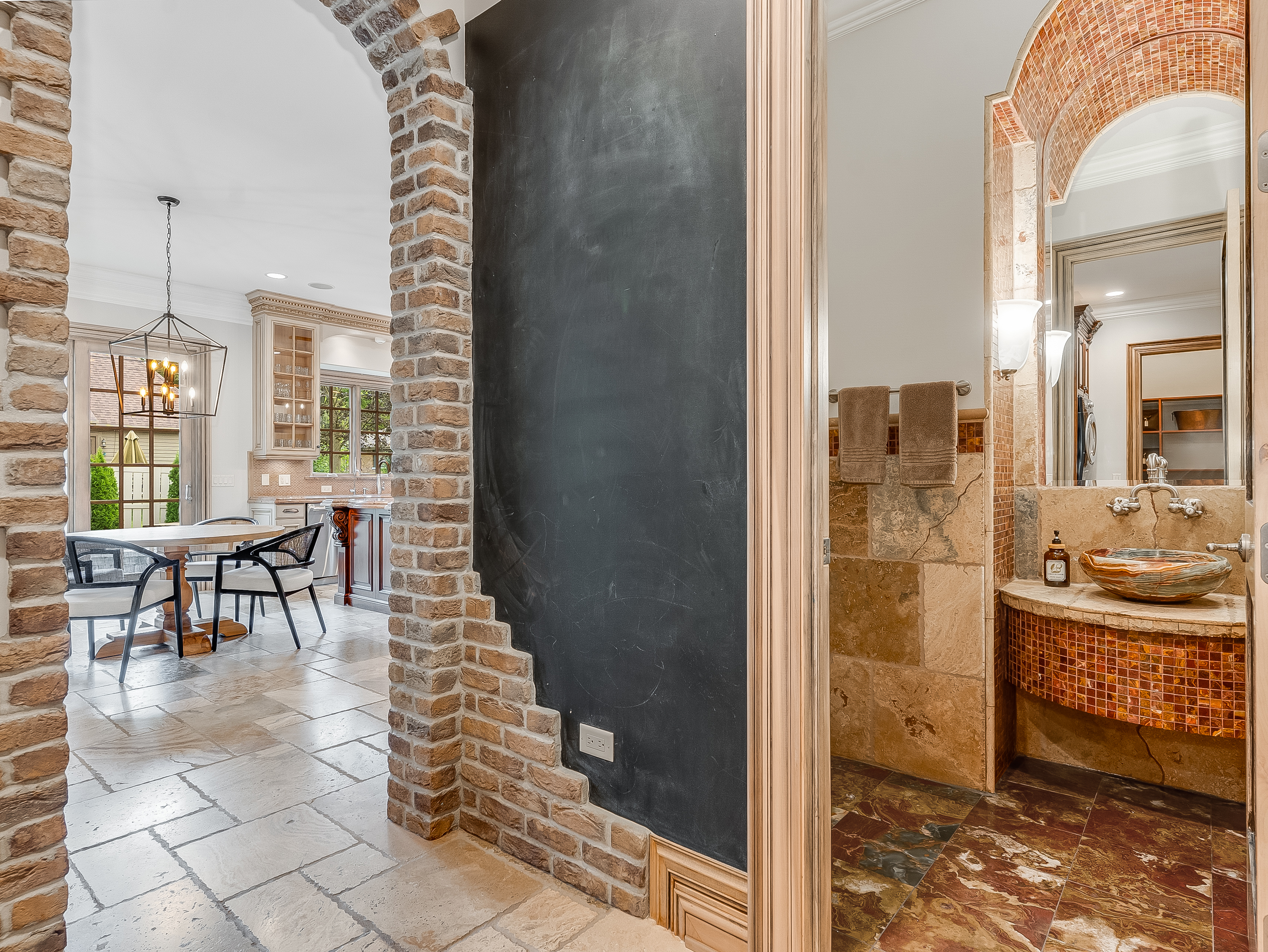  Experience Exceptional Luxury Living in Naperville