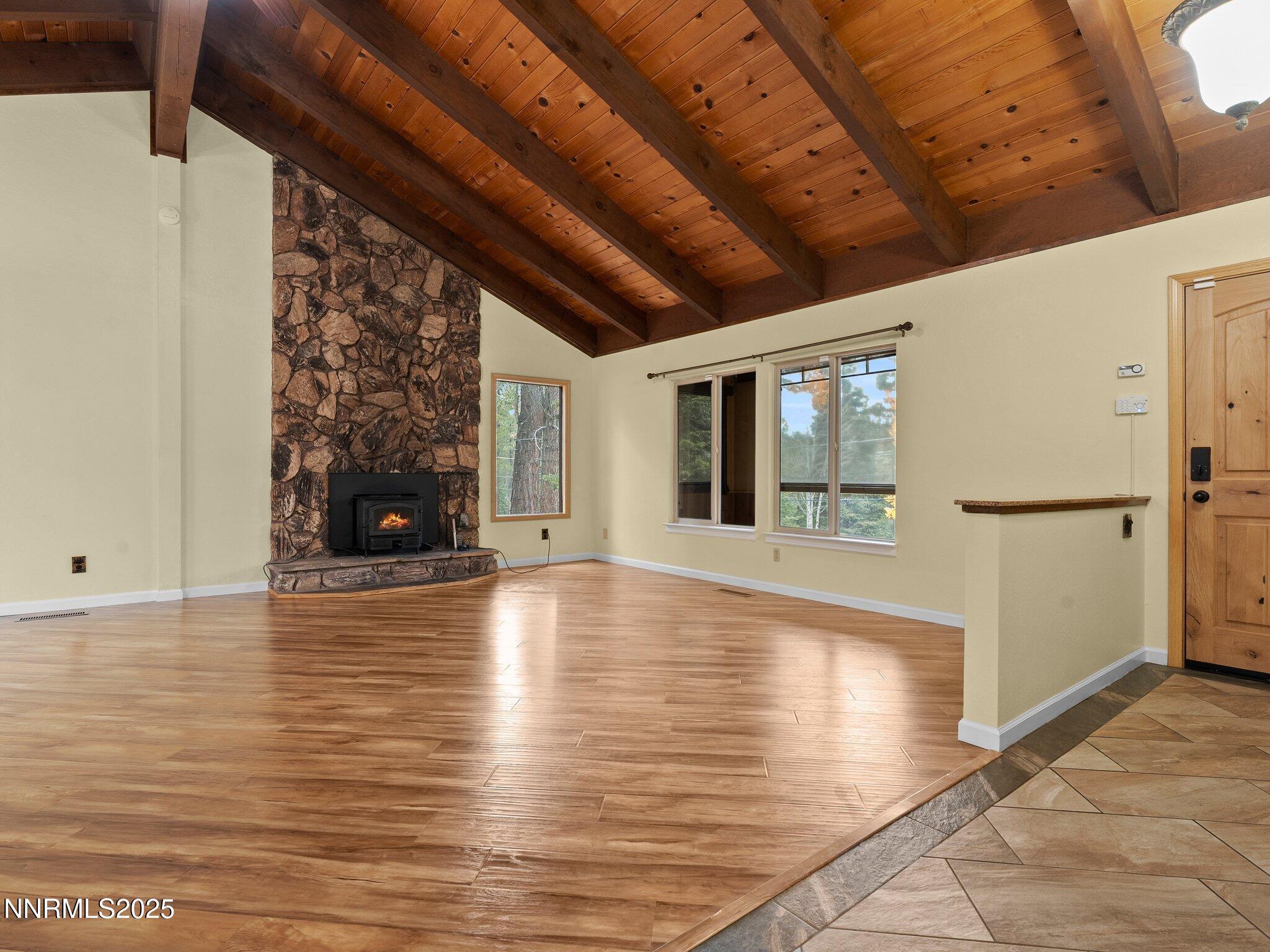 South Lake Tahoe, California, 96150, United States, 3 Bedrooms Bedrooms, ,2 BathroomsBathrooms,Residential,For Sale,1970605