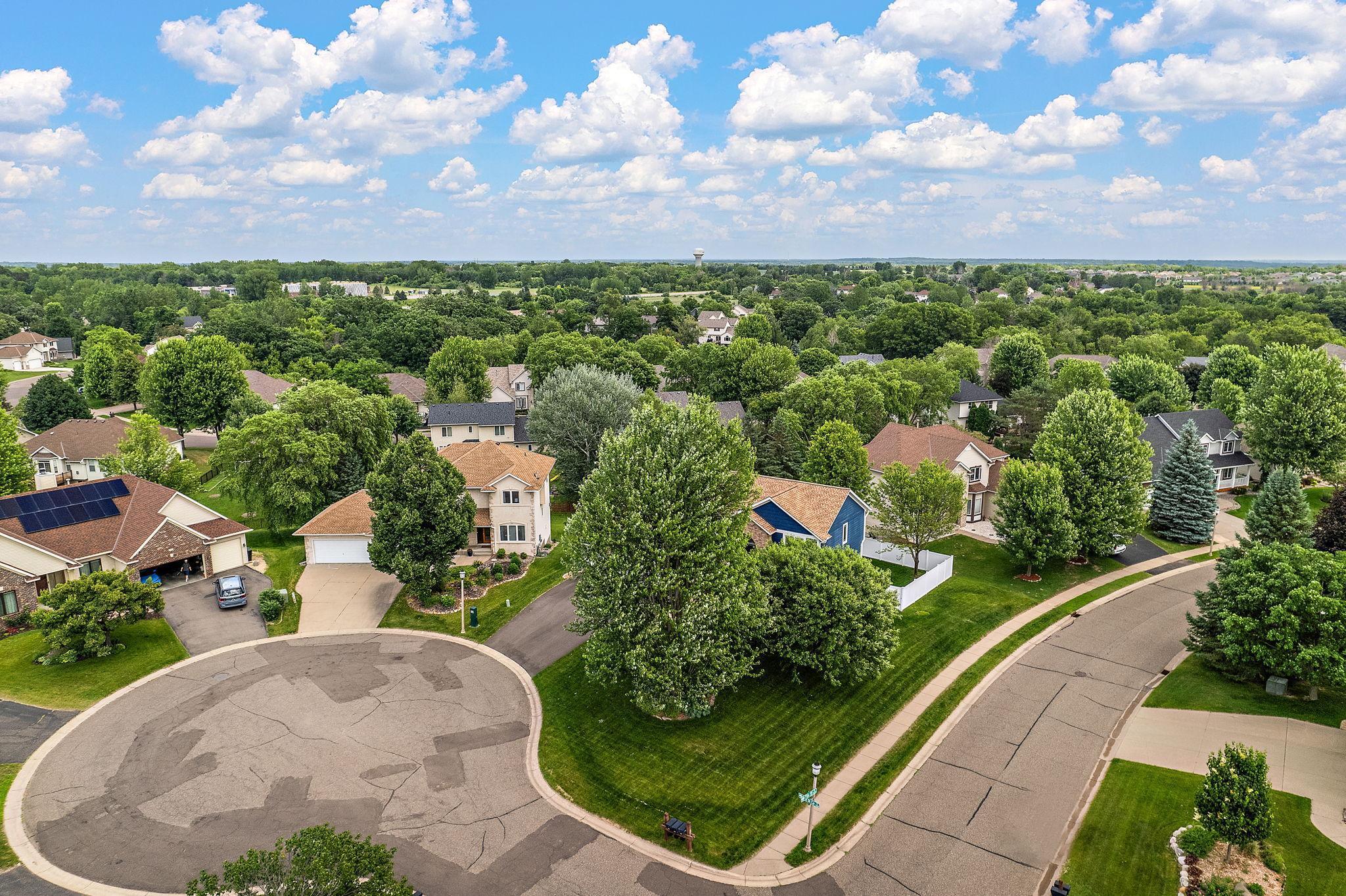 Oakdale, Minnesota, 55128, United States, 4 Bedrooms Bedrooms, ,4 BathroomsBathrooms,Residential,For Sale,1879213