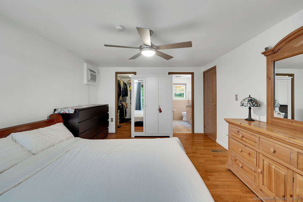 New Milford, Connecticut, 06776, United States, 4 Bedrooms Bedrooms, ,3 BathroomsBathrooms,Residential,For Sale,1926177