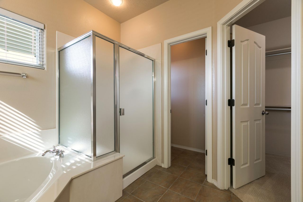 Albuquerque, New Mexico, 87122, United States, 3 Bedrooms Bedrooms, ,2 BathroomsBathrooms,Residential,For Sale,1984801