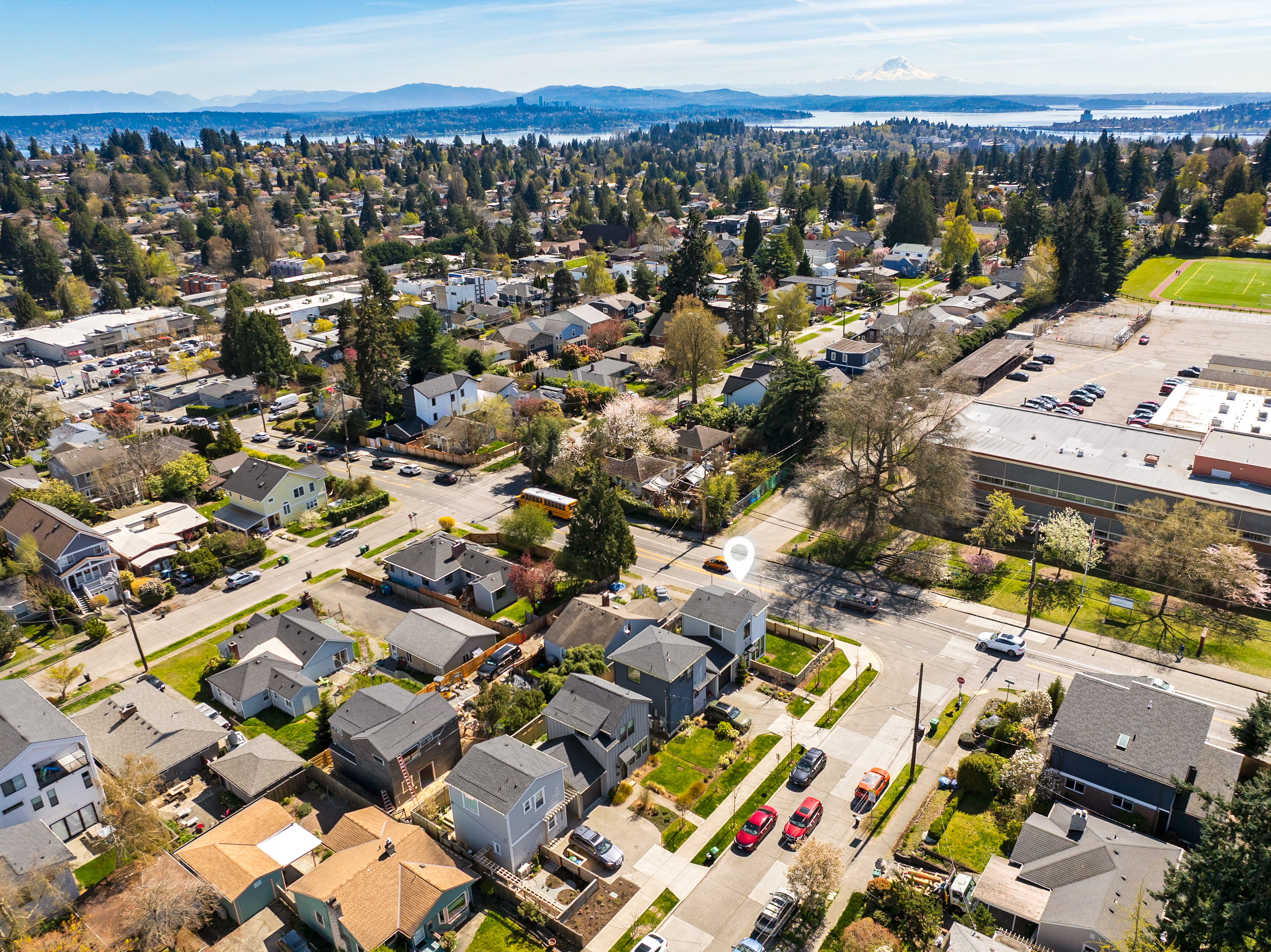  7502 32nd Ave NE Unit #A, Seattle, WA 98115 - 物件實景