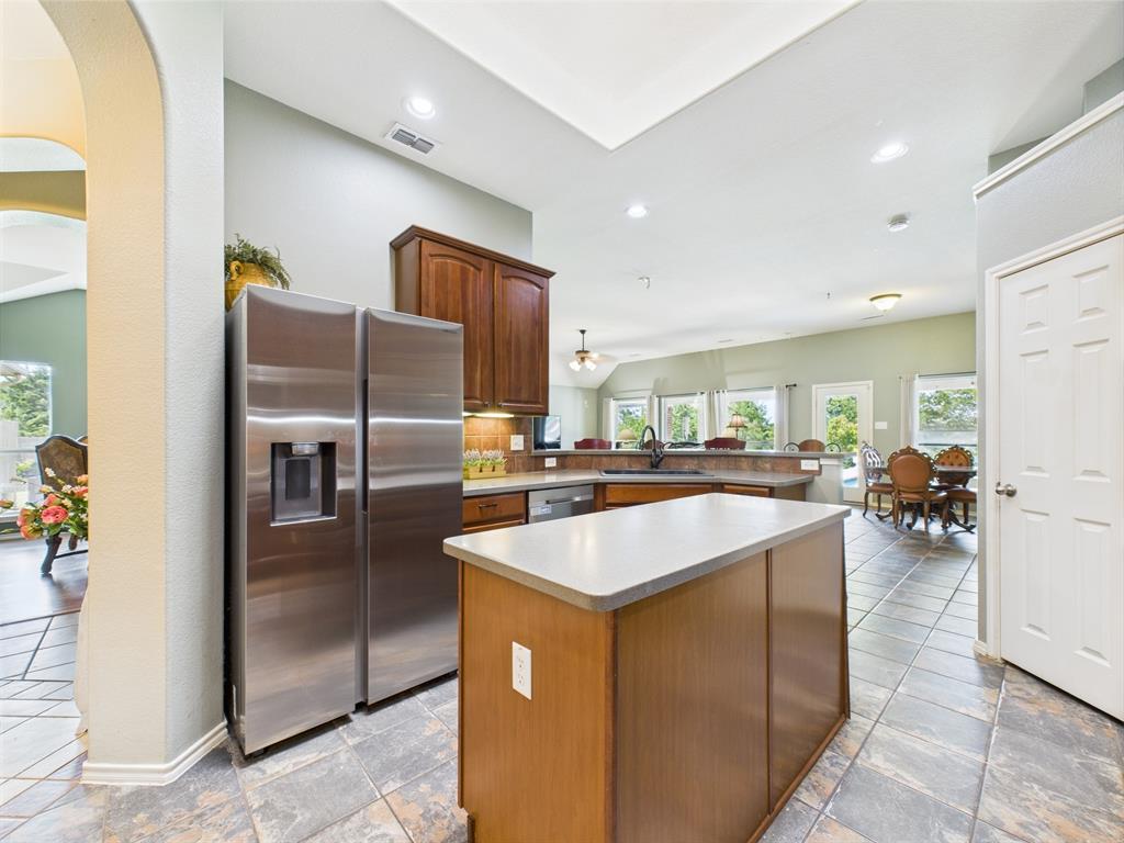 Cedar Hill, Texas, 75104, United States, 4 Bedrooms Bedrooms, ,3 BathroomsBathrooms,Residential,For Sale,1916414