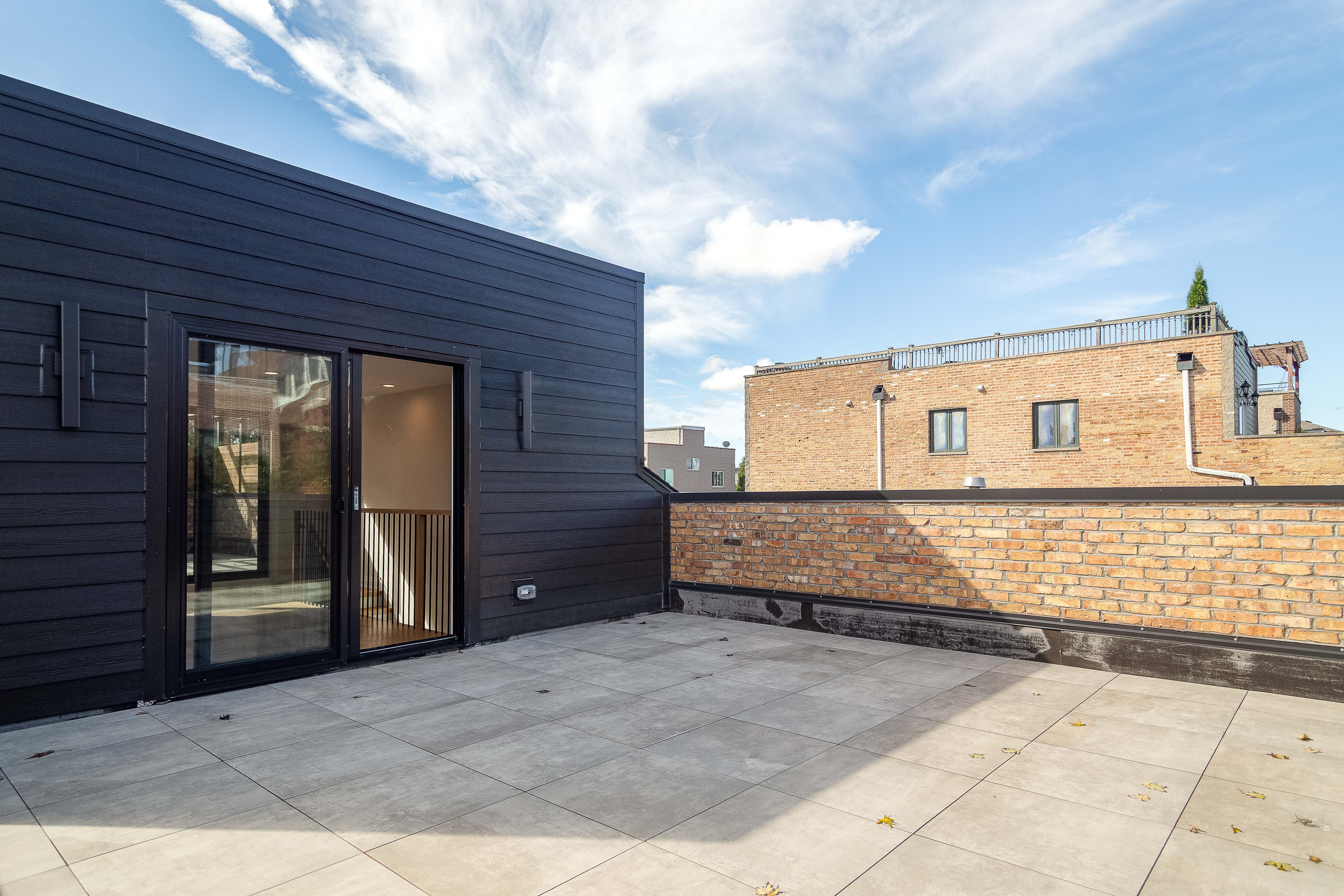  Stunning full-rehab single-family home - 物件實景