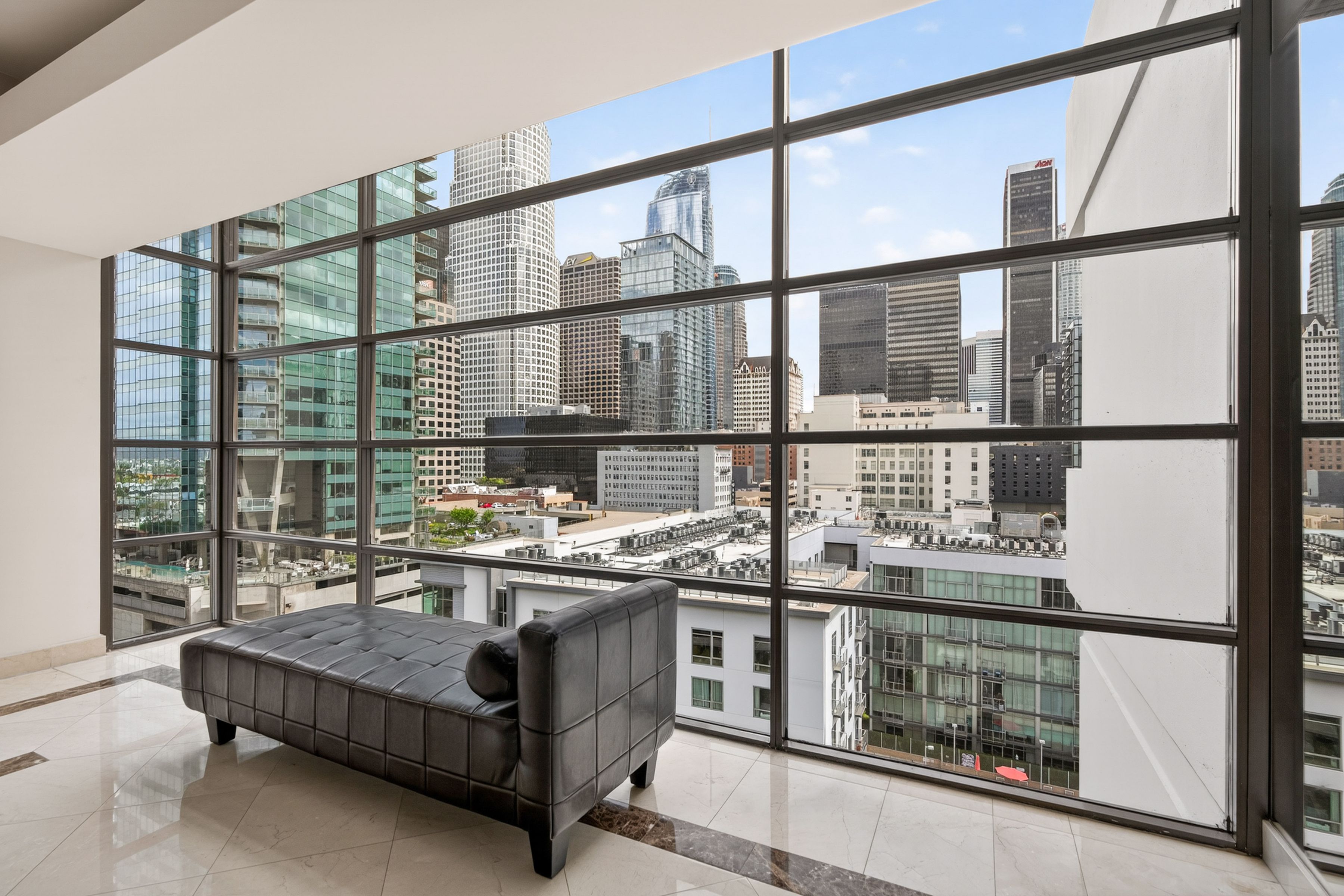  600 West 9th Street #1512 - 物件實景