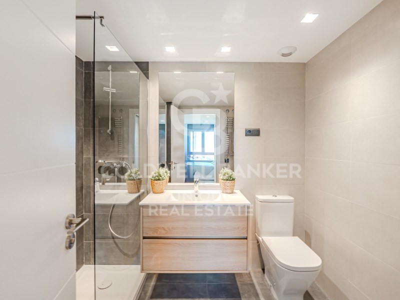 Madrid, Madrid, Fuencarral, El Pardo Madrid, Madri, Madrid, Comunidad de Madrid, ES, 2 Bedrooms Bedrooms, ,2 BathroomsBathrooms,Residential,For Sale,Madrid, Madrid, Fuencarral, El Pardo Madrid, Madri,1620641