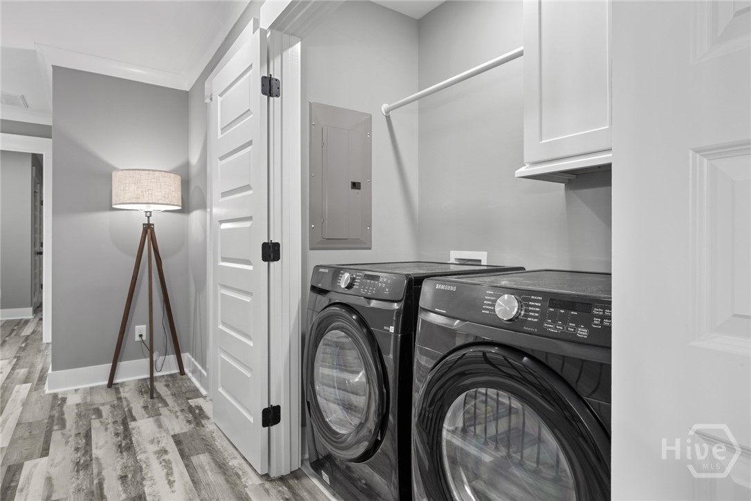 Savannah, Georgia, 31401, United States, 4 Bedrooms Bedrooms, ,3 BathroomsBathrooms,Residential,For Sale,1898819