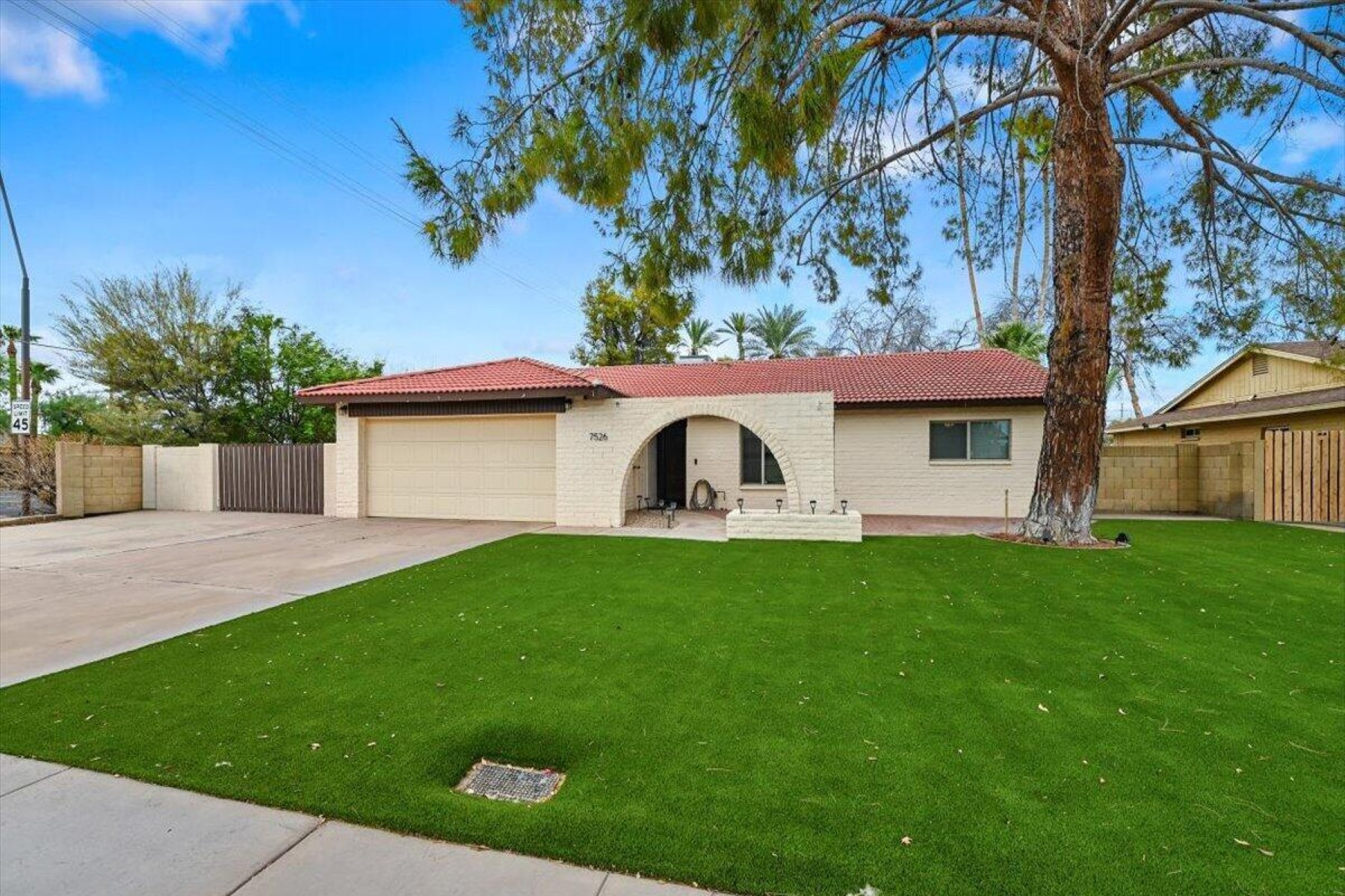 7526 S Forest Avenue¦Tempe, AZ - 物件實景