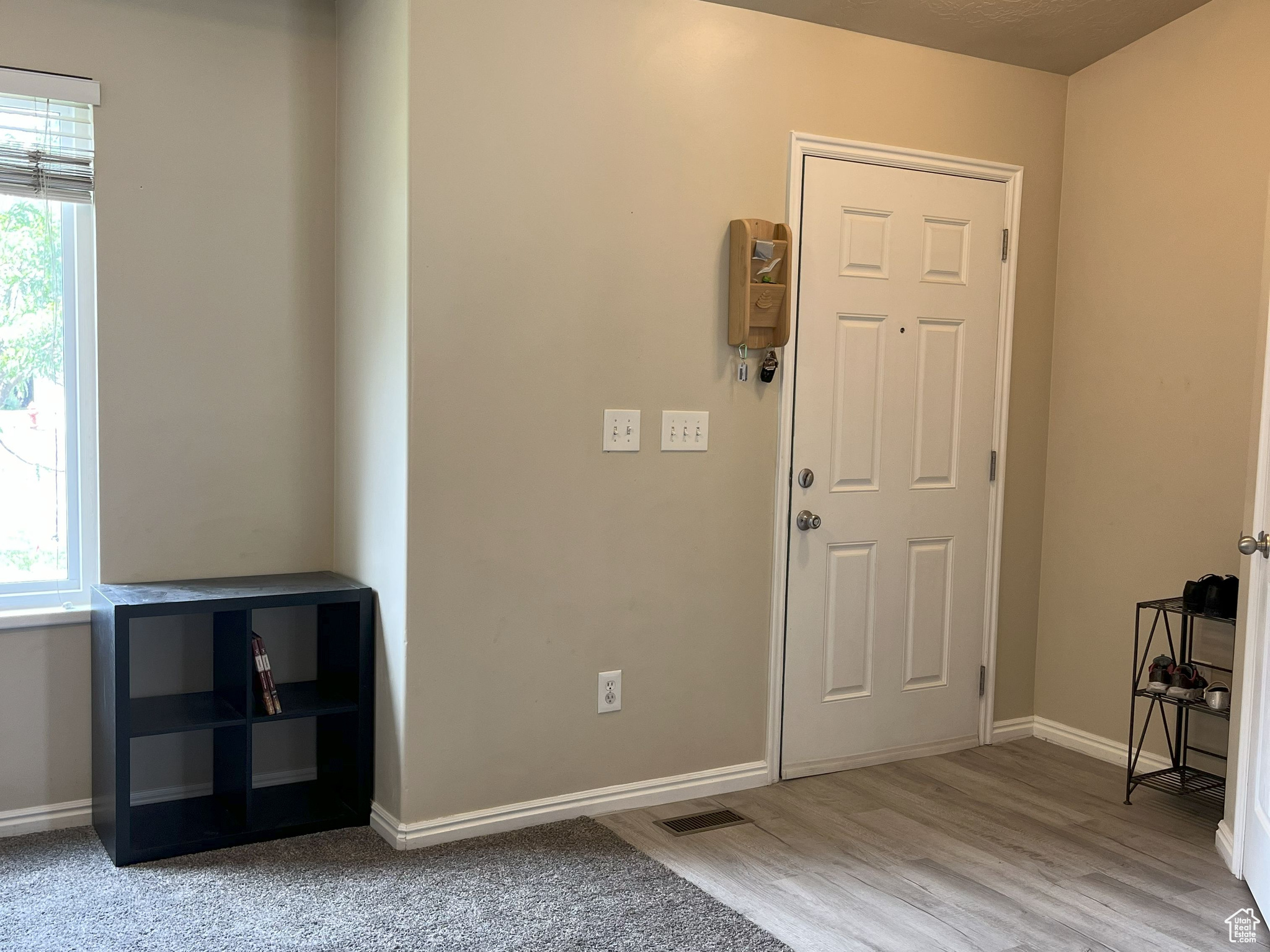 North Salt Lake, Utah, 84054, United States, 3 Bedrooms Bedrooms, ,3 BathroomsBathrooms,Residential,For Sale,1919524