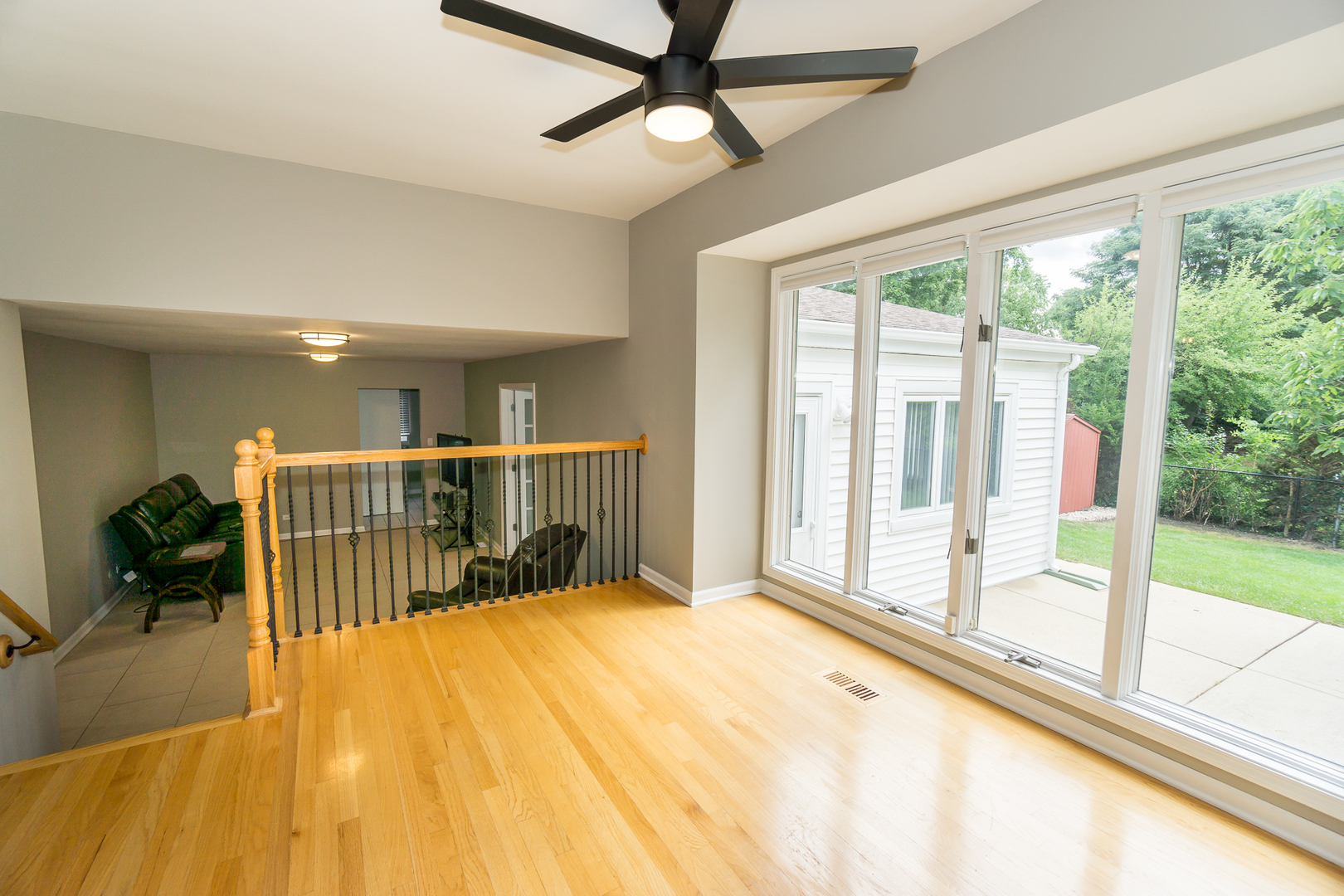 Arlington Heights, Illinois, 60005, United States, 5 Bedrooms Bedrooms, ,3 BathroomsBathrooms,Residential,For Sale,1921058