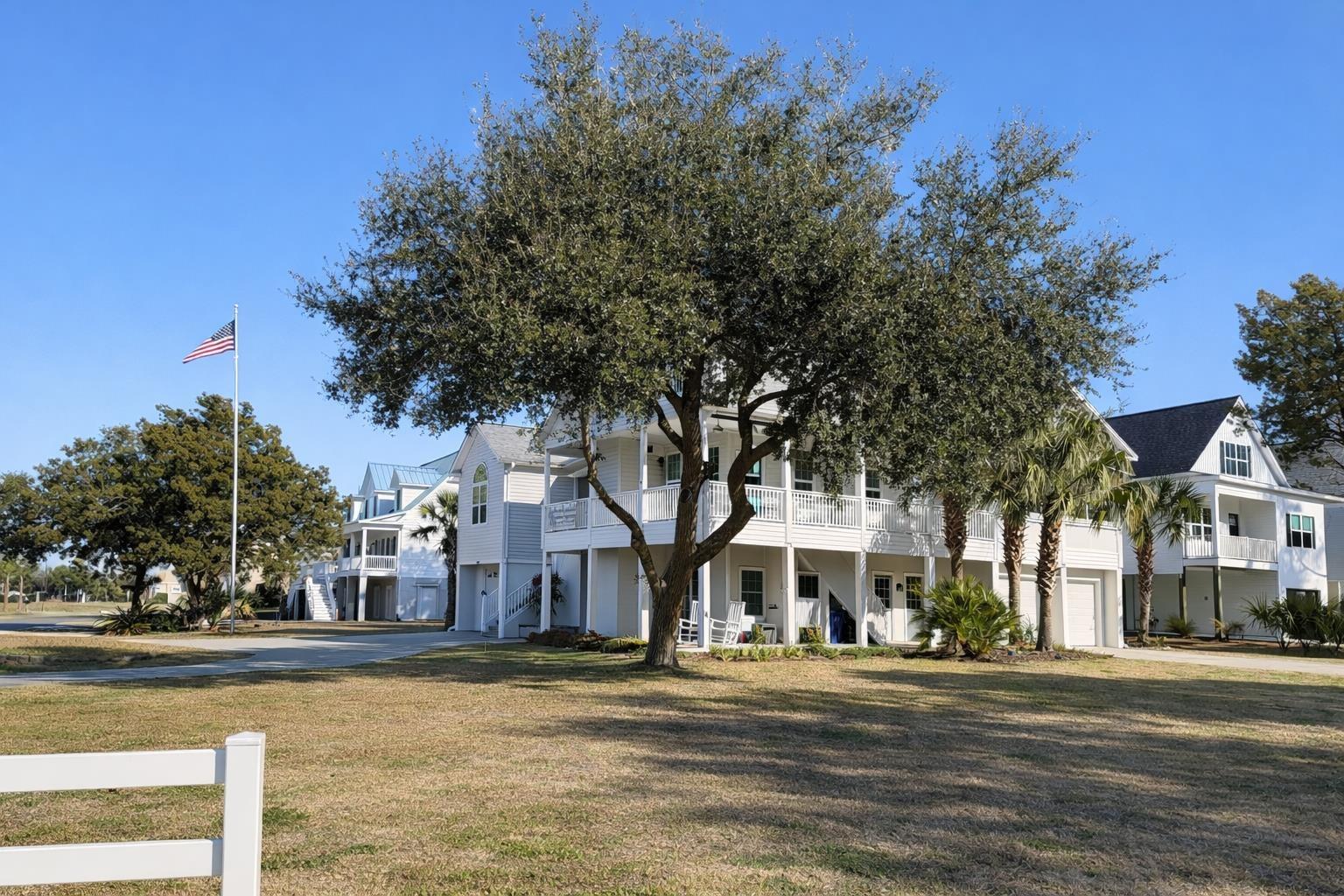 North Myrtle Beach, South Carolina, 29582, United States, 4 Bedrooms Bedrooms, ,3 BathroomsBathrooms,Residential,For Sale,1975426