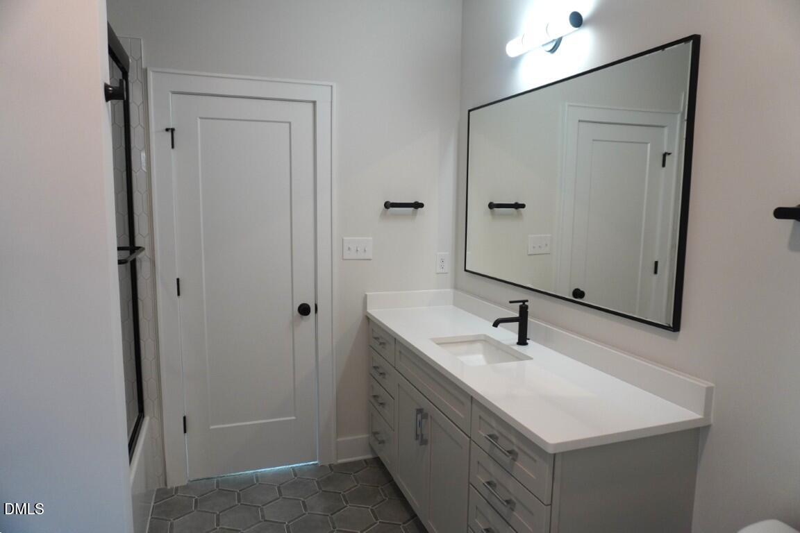 Youngsville, North Carolina, 27596, United States, 4 Bedrooms Bedrooms, ,5 BathroomsBathrooms,Residential,For Sale,1903717