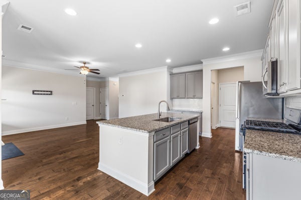 Hoschton, Georgia, 30548, United States, 4 Bedrooms Bedrooms, ,4 BathroomsBathrooms,Residential,For Sale,1858967