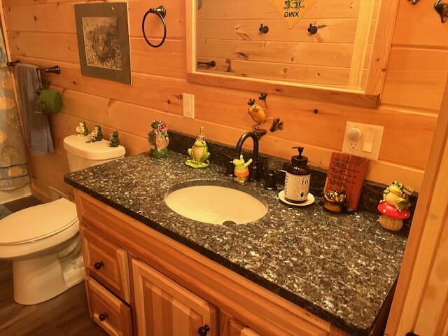 Branch, Michigan, 49402, United States, 5 Bedrooms Bedrooms, ,4 BathroomsBathrooms,Residential,For Sale,1986273