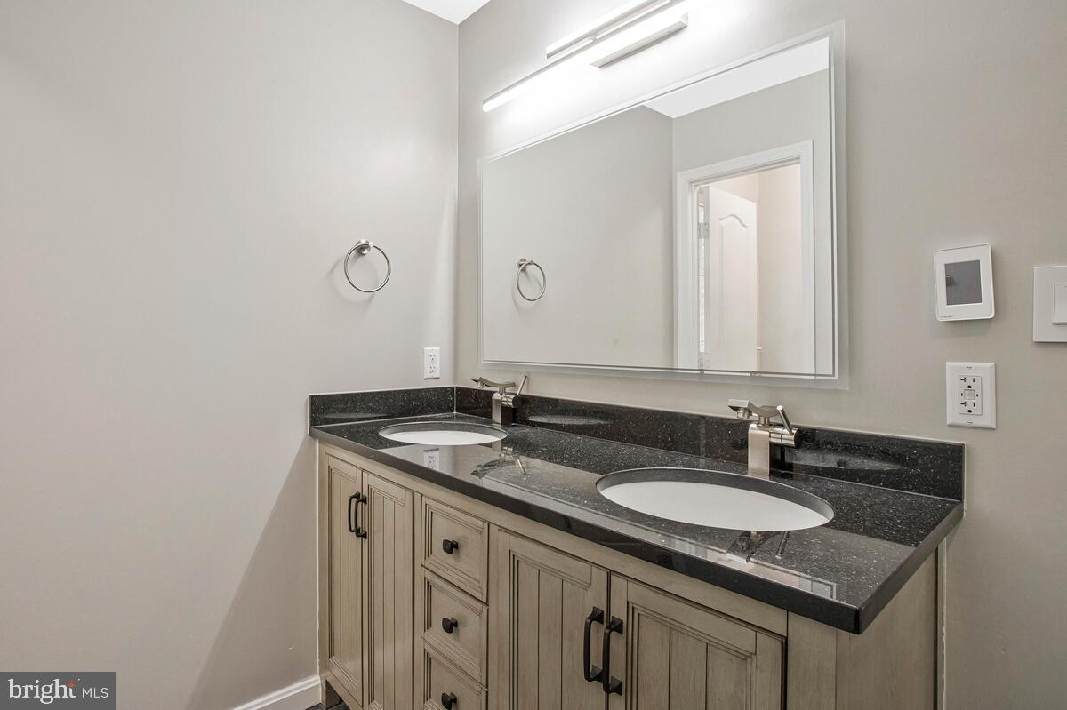 Port Republic, Maryland, 20676, United States, 5 Bedrooms Bedrooms, ,4 BathroomsBathrooms,Residential,For Sale,2005879