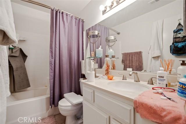 Irvine, California, 92614, United States, 2 Bedrooms Bedrooms, ,2 BathroomsBathrooms,Residential,For Sale,1909124