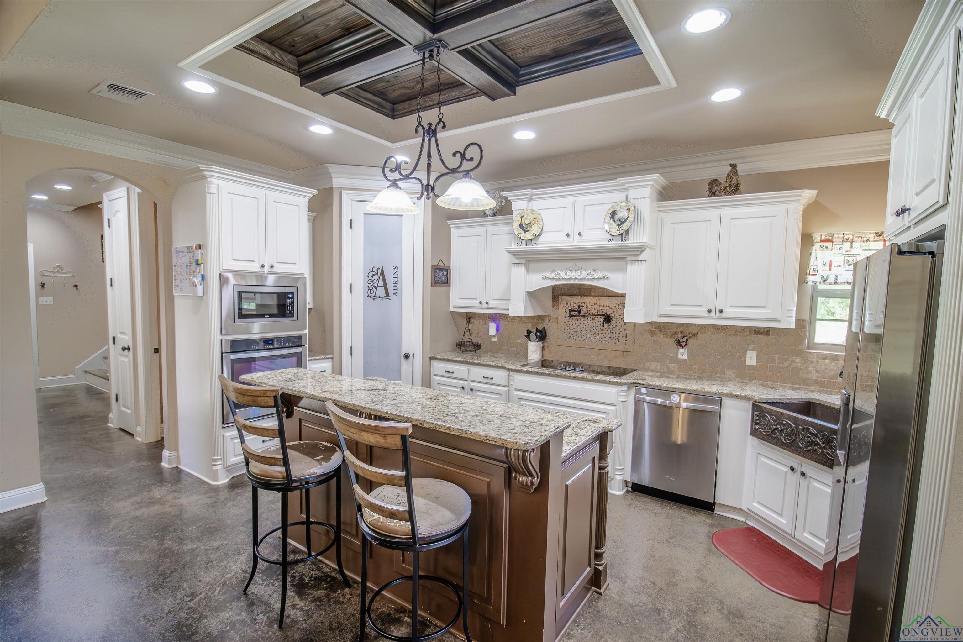 Waskom, Texas, 75692, United States, 4 Bedrooms Bedrooms, ,4 BathroomsBathrooms,Residential,For Sale,1976649