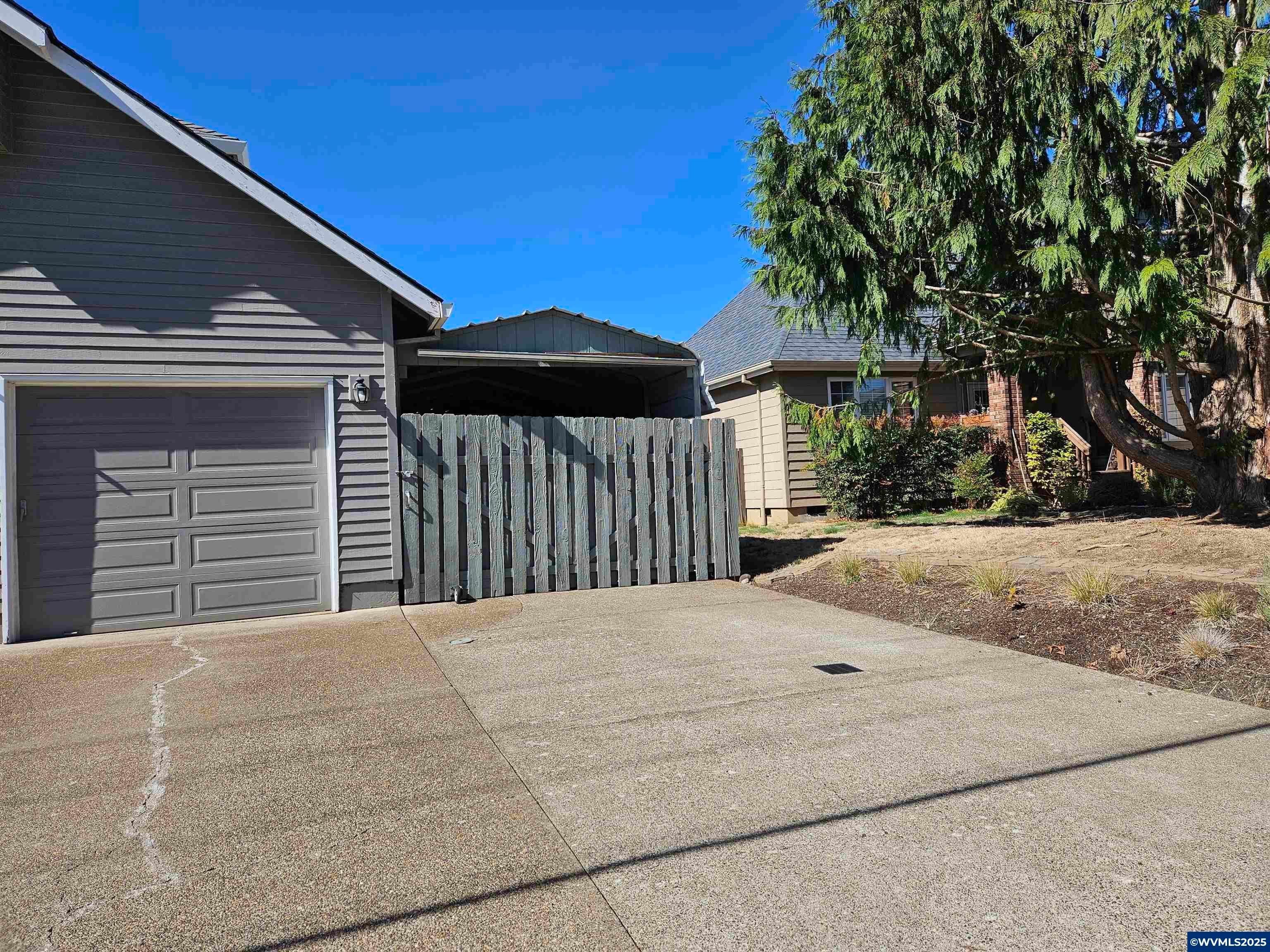 Mcminnville, Oregon, 97128, United States, 3 Bedrooms Bedrooms, ,3 BathroomsBathrooms,Residential,For Sale,1949725