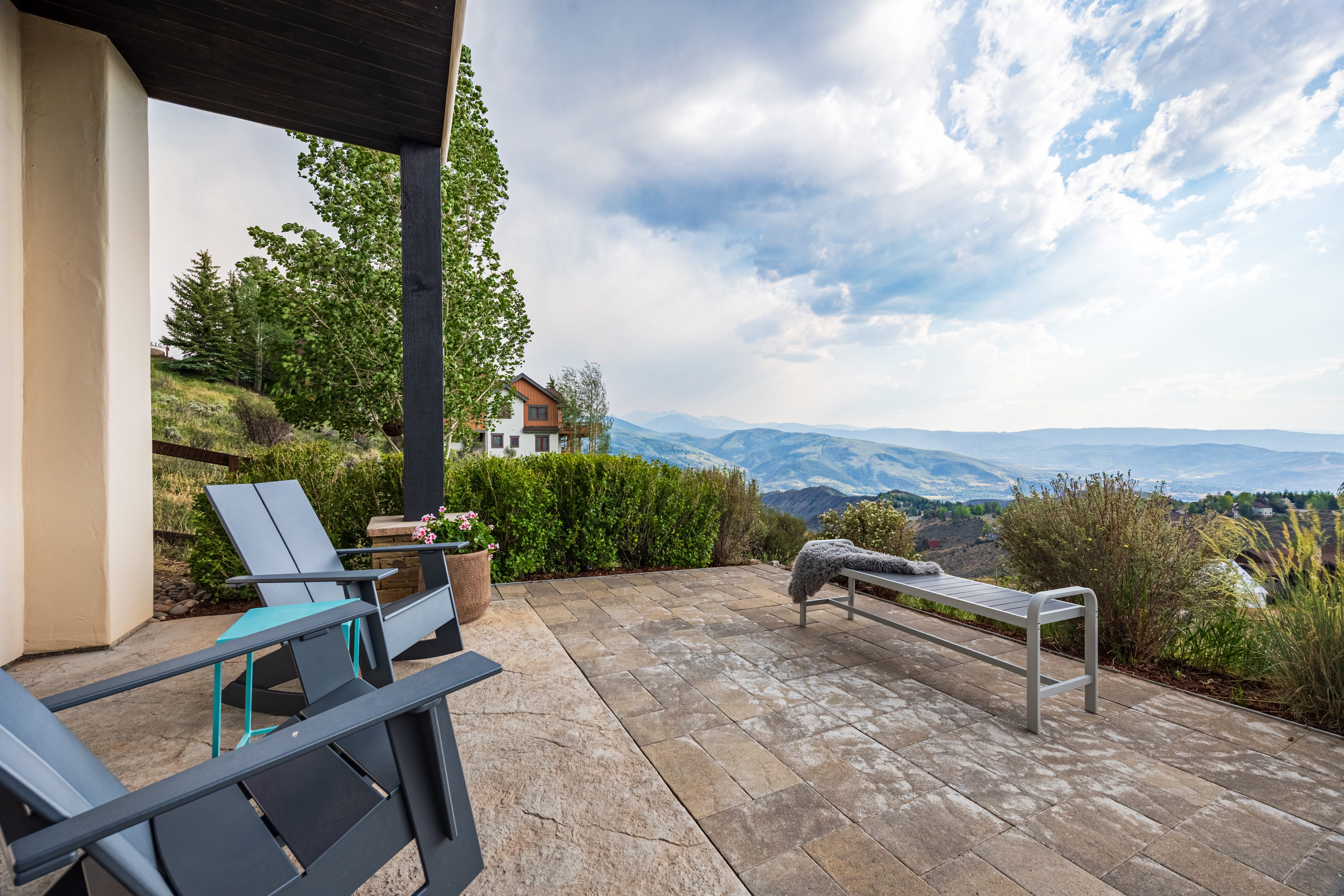  Enjoy Exceptional Southern and Western Mountain Views in Wildridge - 物件實景