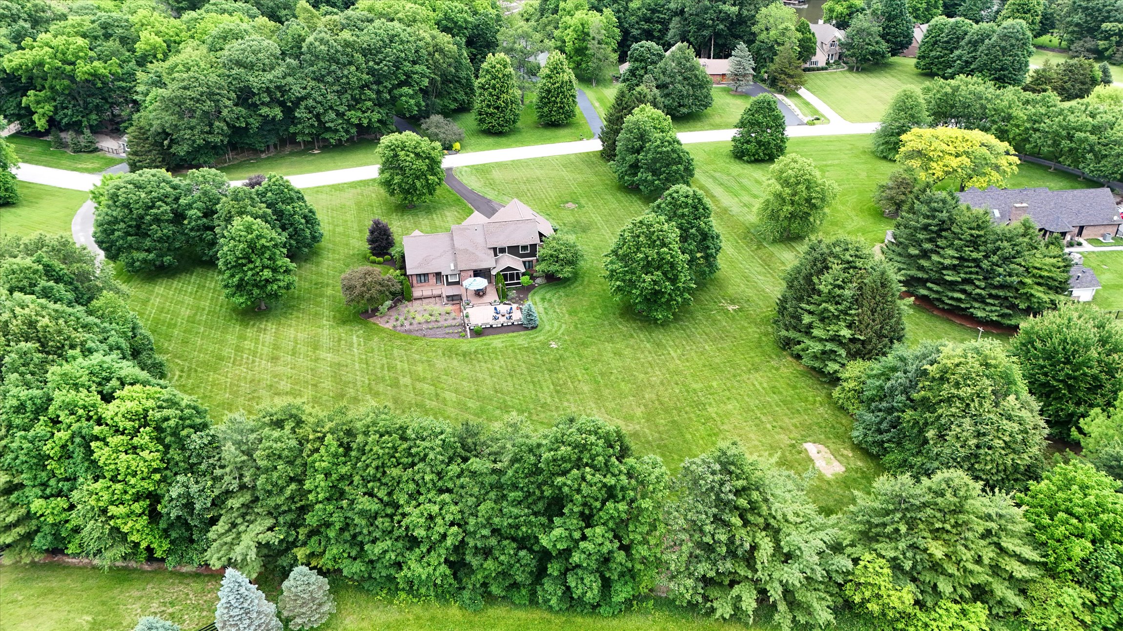  Updated Home on 2.85 Private Acres in Cicero - 物件實景