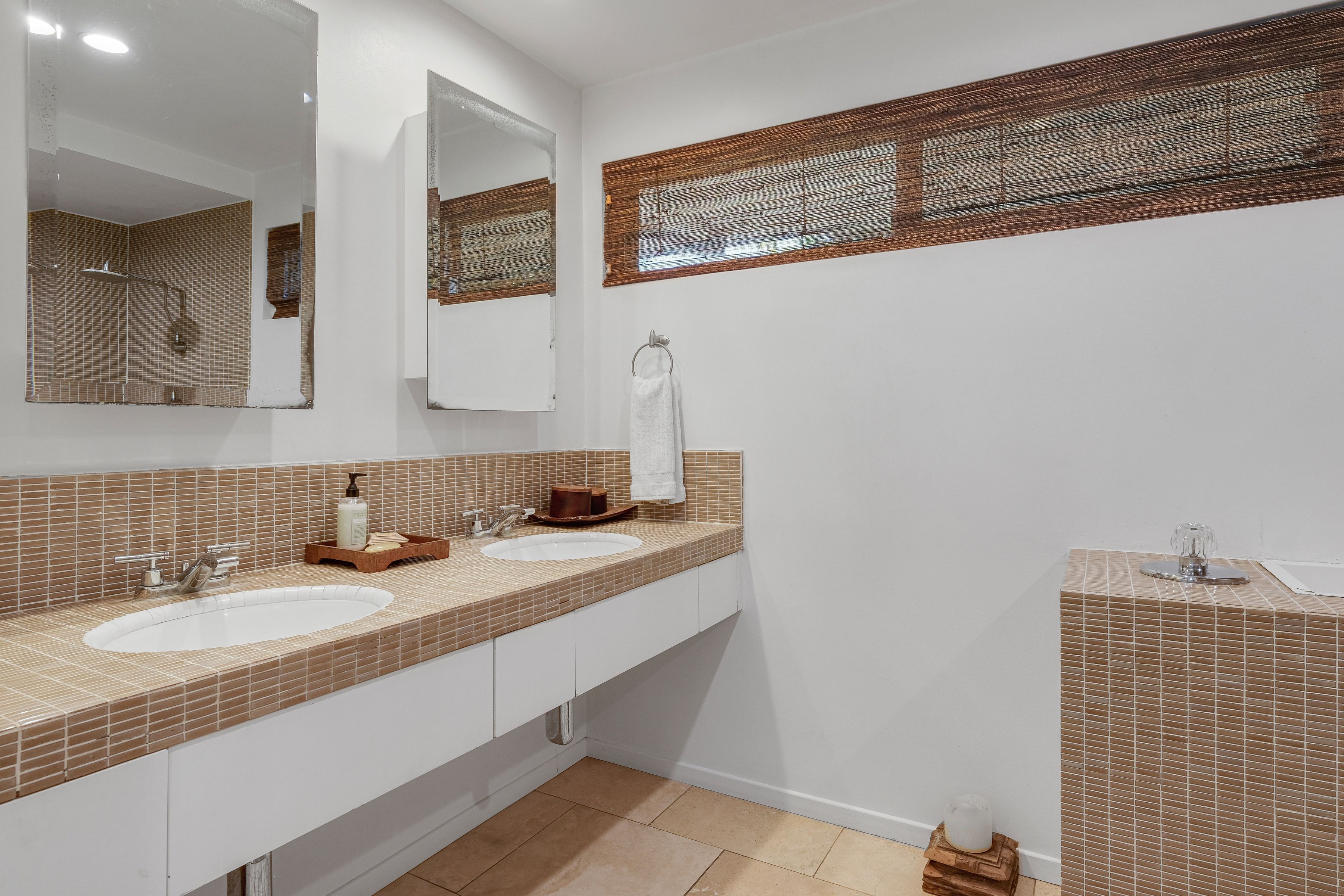  10123 Angelo View Drive - 物件實景