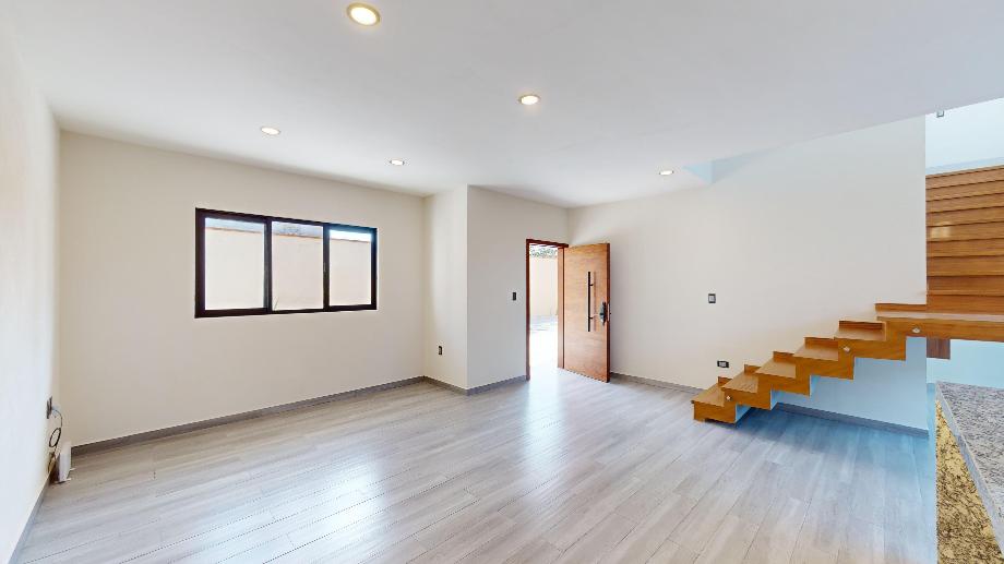 MORELOS, Acámbaro, Guanajuato, 38600, Mexico, 3 Bedrooms Bedrooms, ,3 BathroomsBathrooms,Residential,For Sale,MORELOS,1652890