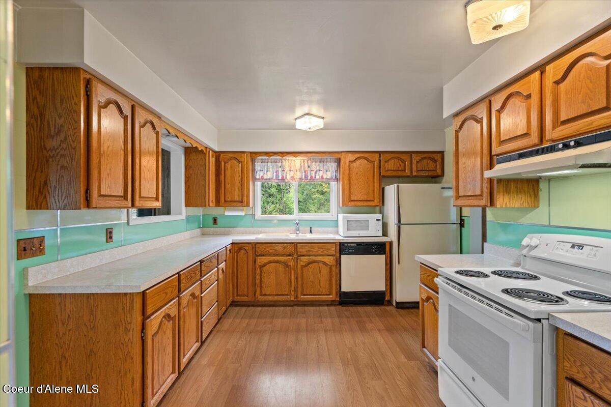 Wallace, Idaho, 83873, United States, 3 Bedrooms Bedrooms, ,1 BathroomBathrooms,Residential,For Sale,1984210