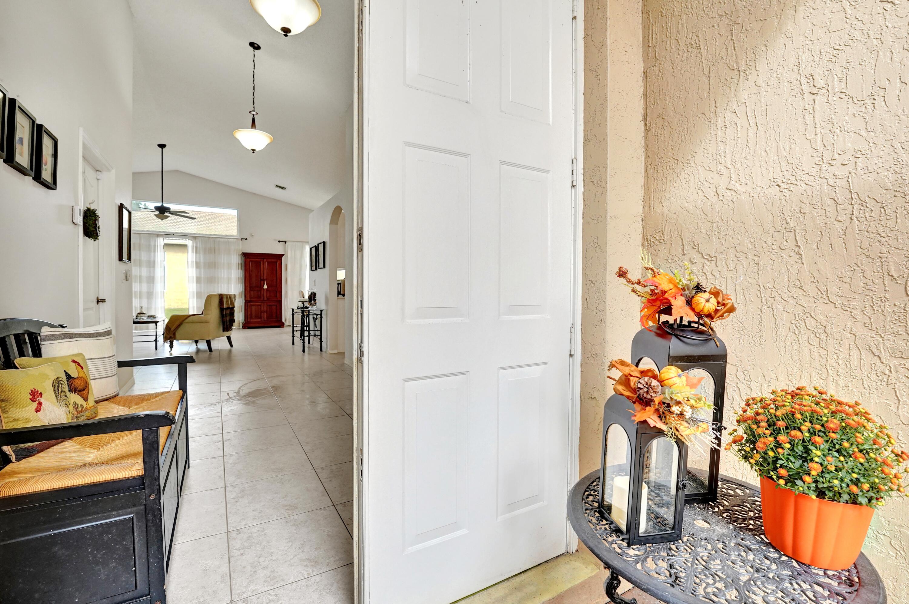 Pembroke Pines, Florida, 33332, United States, 3 Bedrooms Bedrooms, ,2 BathroomsBathrooms,Residential,For Sale,1987784