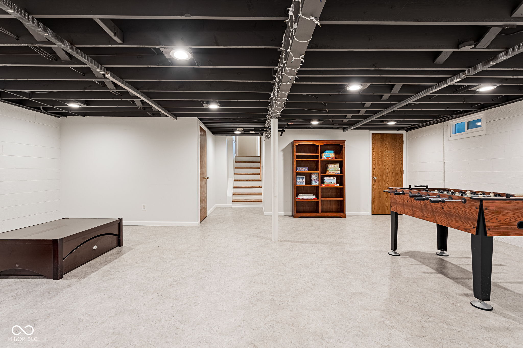 Indianapolis, Indiana, 46250, United States, 4 Bedrooms Bedrooms, ,3 BathroomsBathrooms,Residential,For Sale,1983671