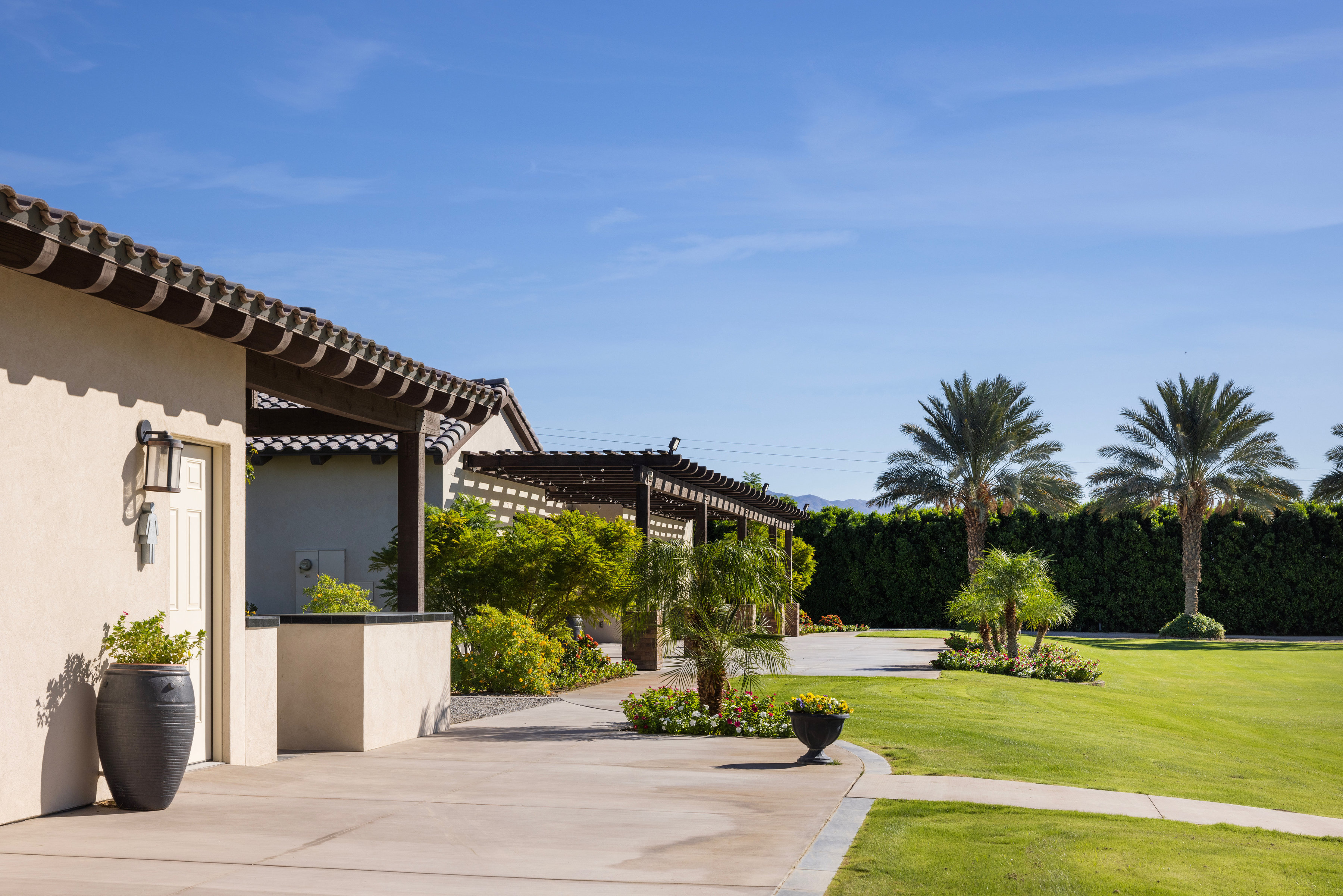  A Desert Retreat Designed to Earn and Entertain - 物件實景
