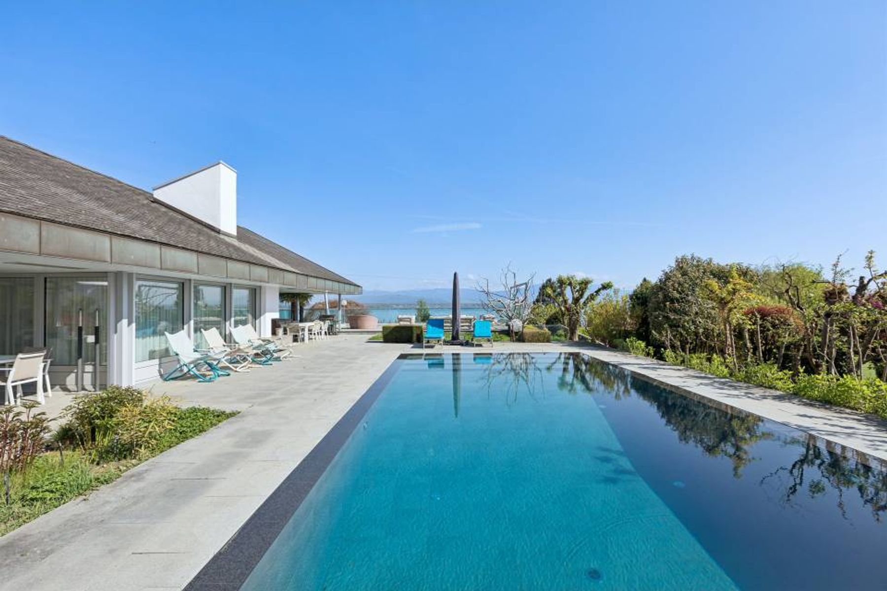  EXCEPTIONAL VILLA WITH BREATHTAKING LAKE VIEW - 物件實景