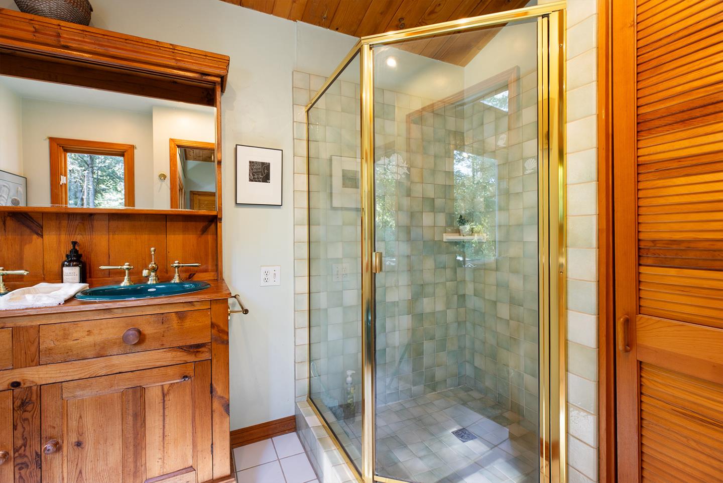 Felton, California, 95018, United States, 3 Bedrooms Bedrooms, ,3 BathroomsBathrooms,Residential,For Sale,1996895