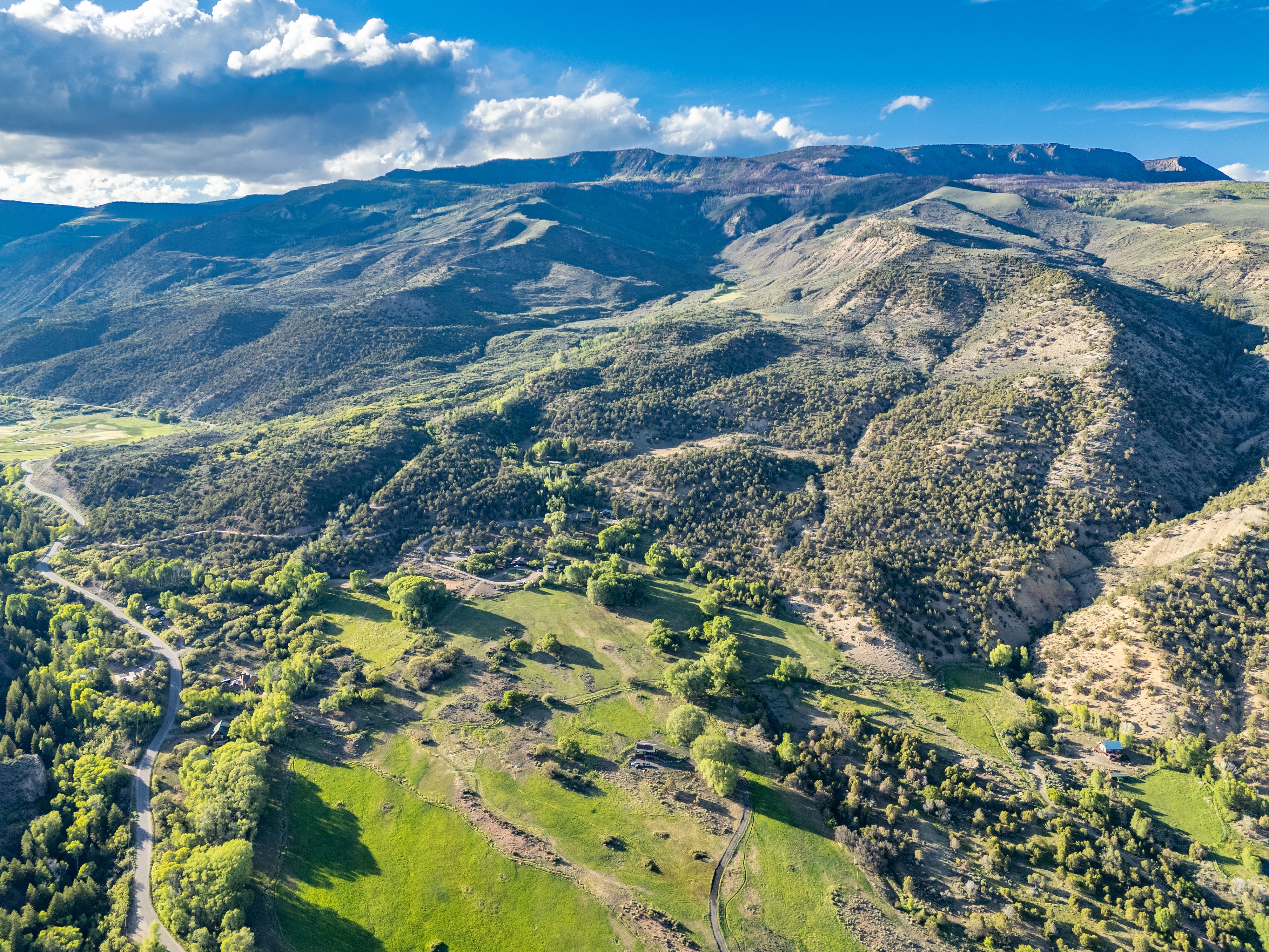  37 Acre Ranch with Water Rights and Panoramic Views - 物件實景