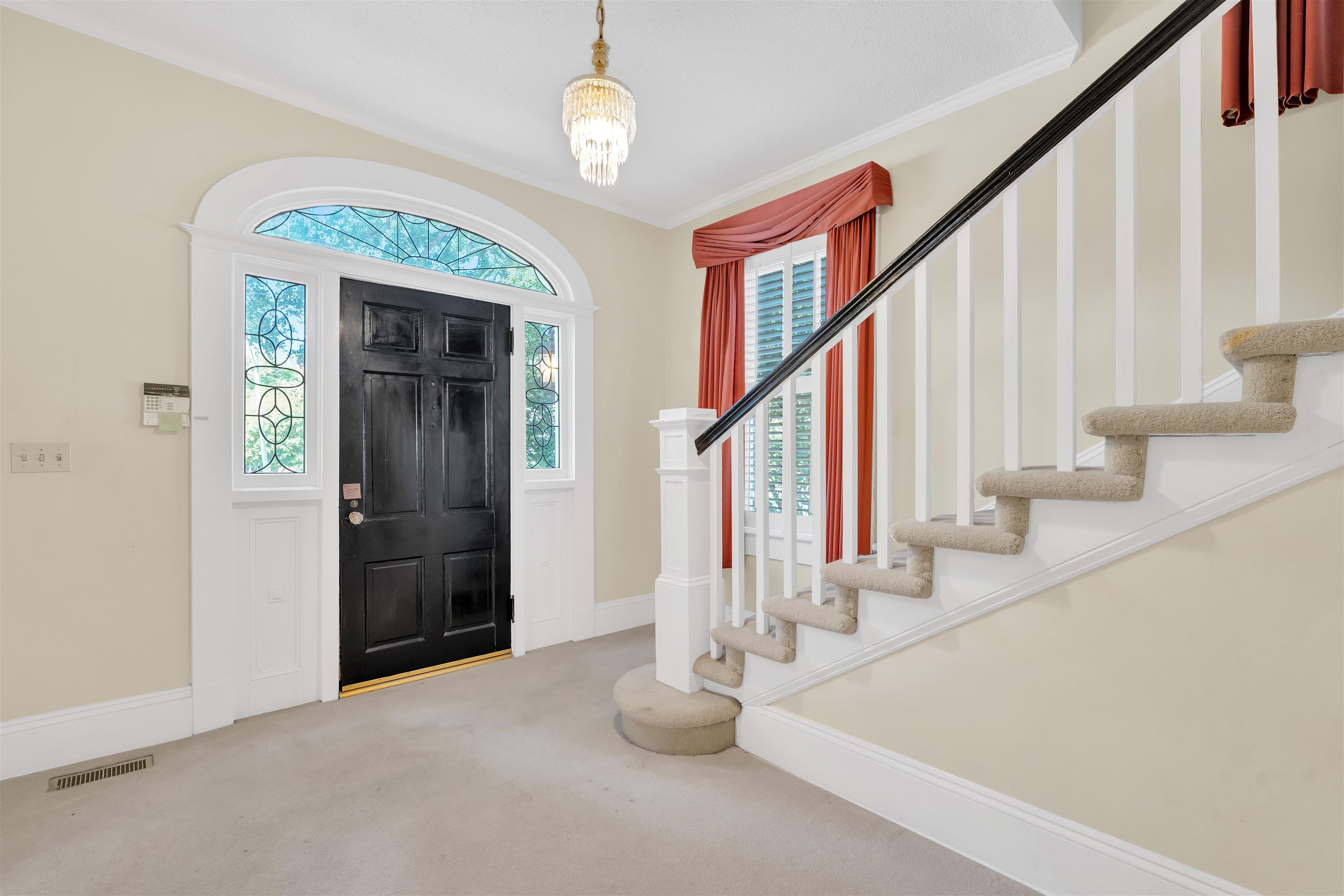 Spartanburg, South Carolina, 29302, United States, 4 Bedrooms Bedrooms, ,5 BathroomsBathrooms,Residential,For Sale,1919560