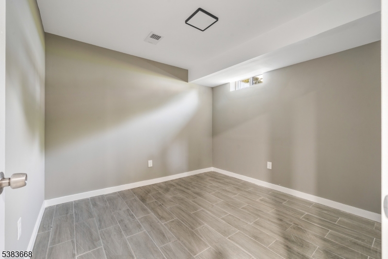 Rahway City, New Jersey, 07065, United States, 4 Bedrooms Bedrooms, ,4 BathroomsBathrooms,Residential,For Sale,1942005
