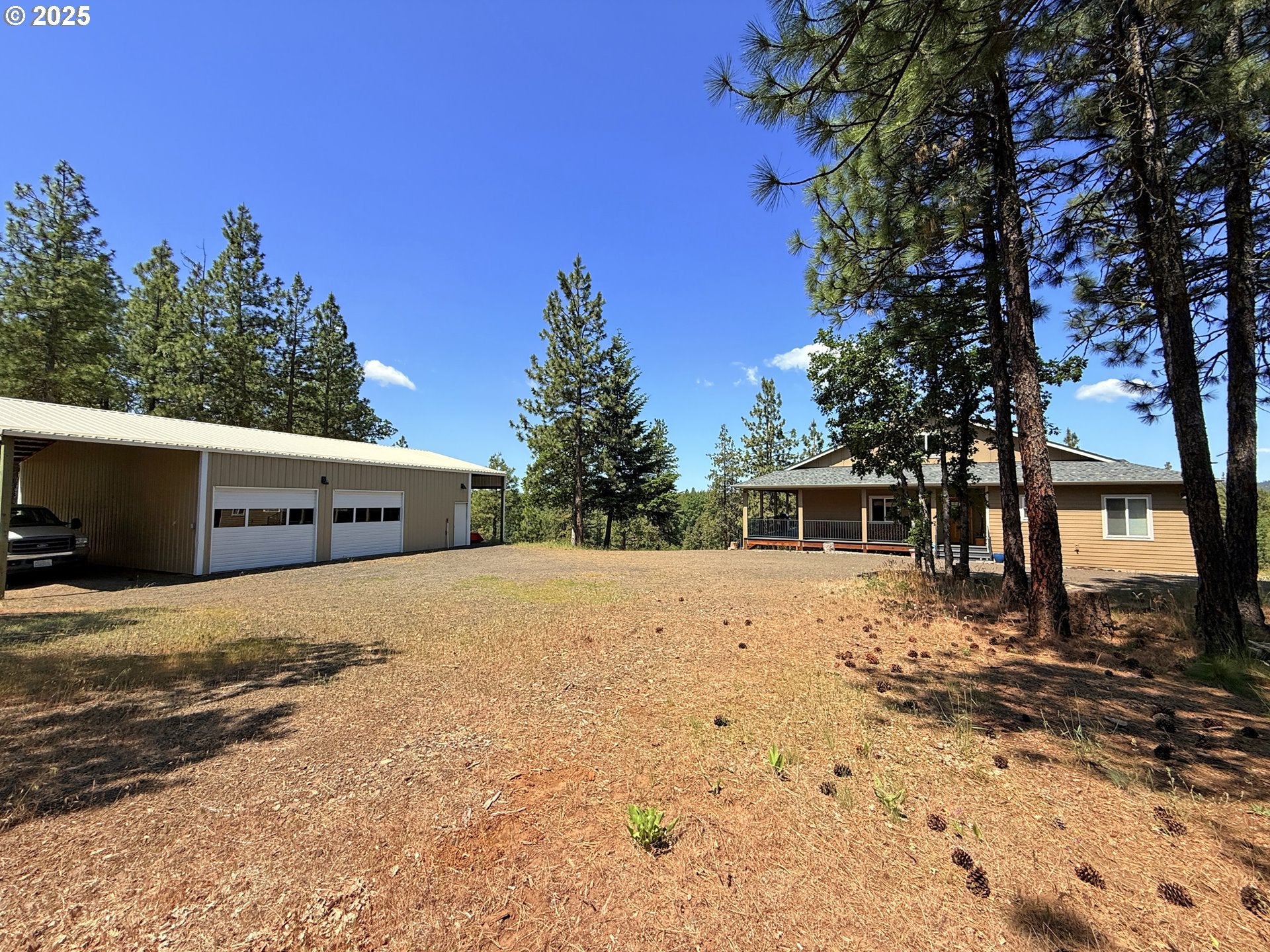 Goldendale, Washington, 98620, United States, 2 Bedrooms Bedrooms, ,2 BathroomsBathrooms,Residential,For Sale,1906644