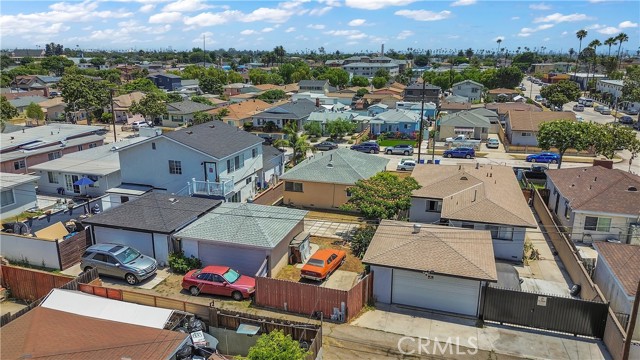 Wilmington, California, 90744, United States, 2 Bedrooms Bedrooms, ,1 BathroomBathrooms,Residential,For Sale,1981118