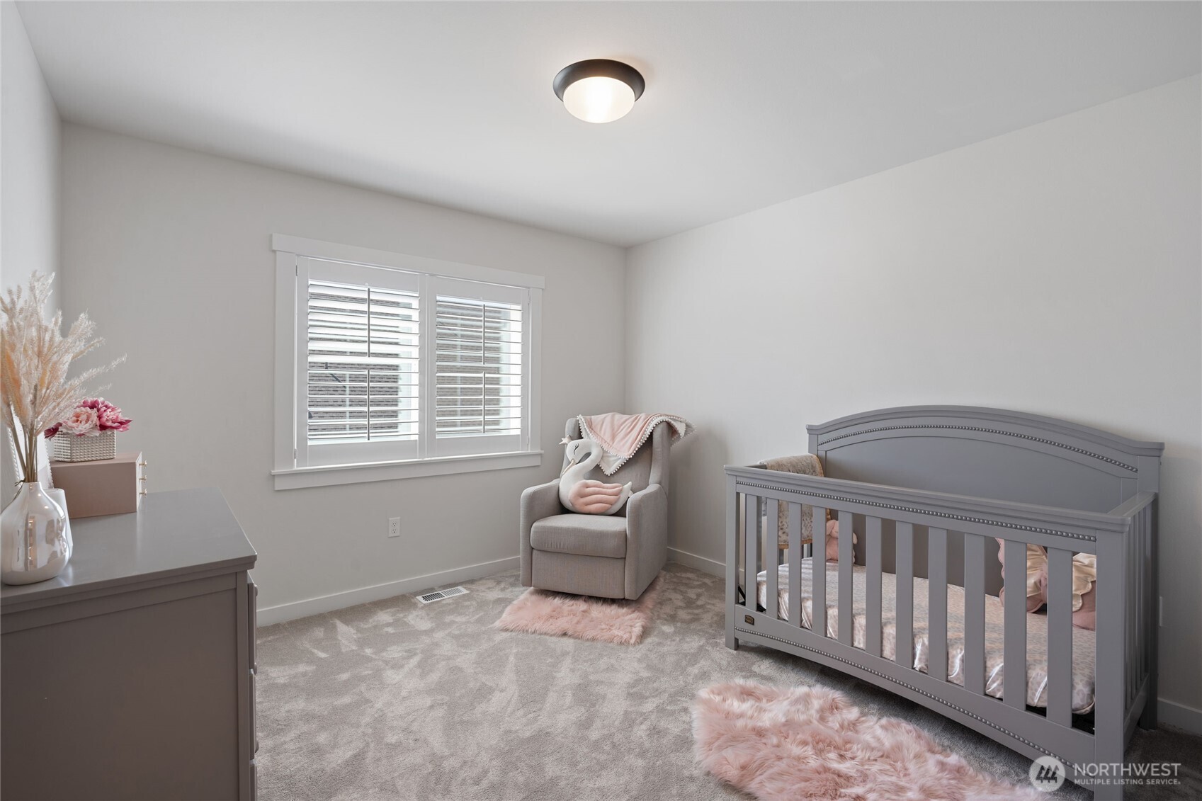 Puyallup, Washington, 98373, United States, 5 Bedrooms Bedrooms, ,2 BathroomsBathrooms,Residential,For Sale,1901198