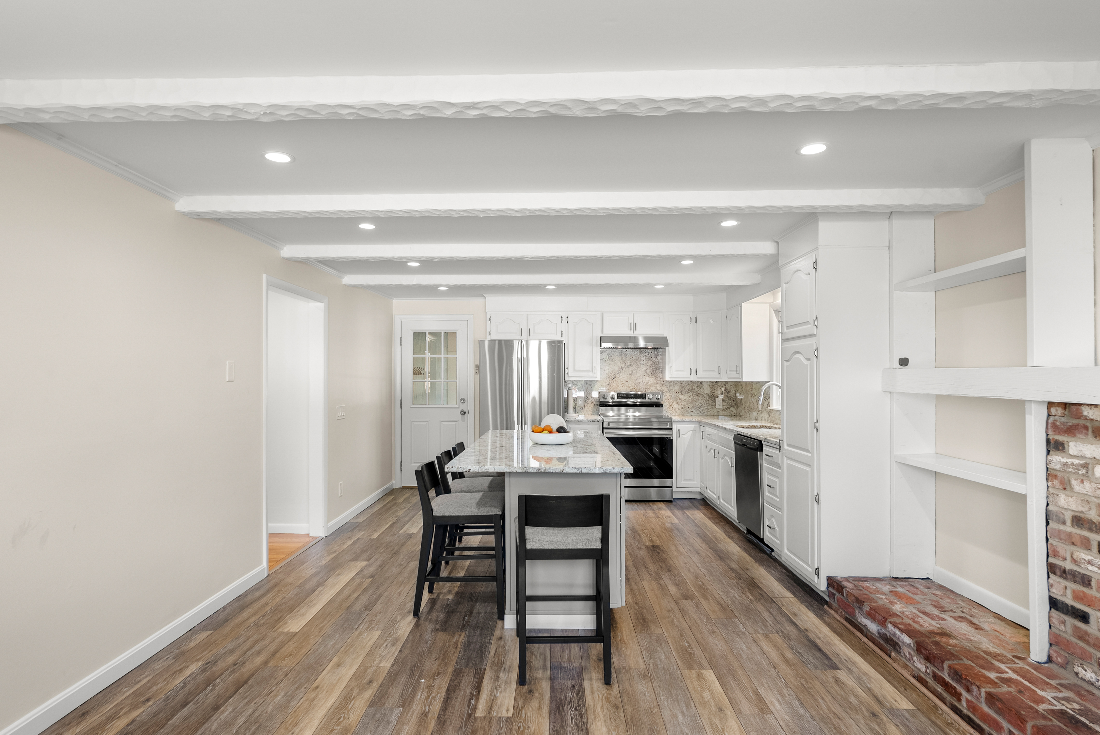  50 Main Street, Medway, MA, 02053 - 物件實景