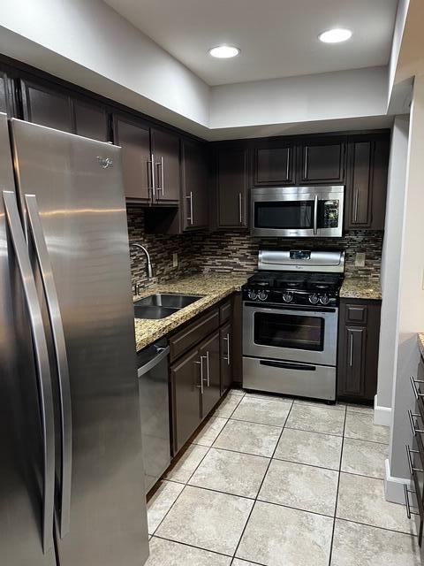 Palm Springs, California, 92264, United States, 3 Bedrooms Bedrooms, ,2 BathroomsBathrooms,Residential,For Sale,1998935