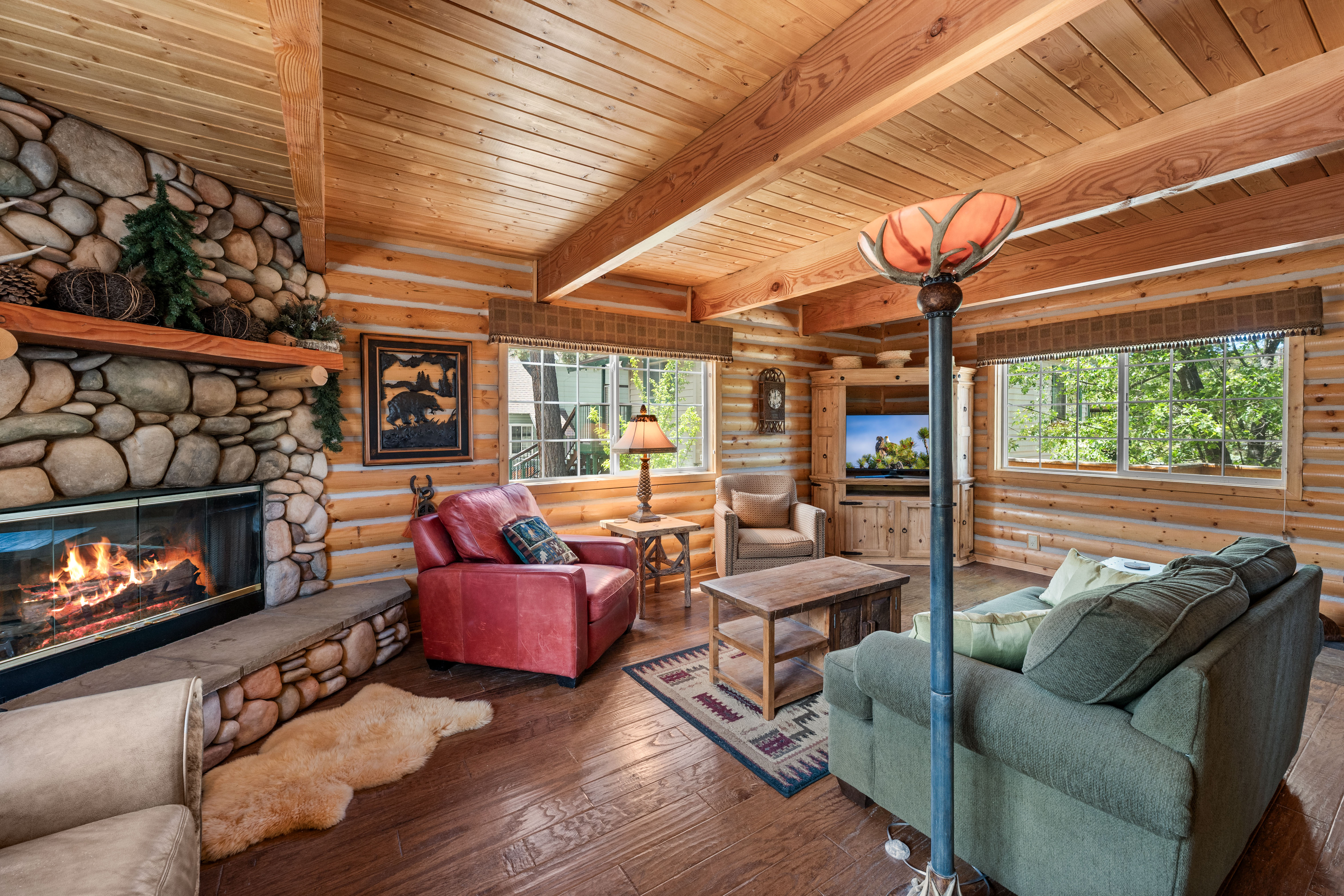  1099 Crags Lane, Fawnskin, CA 92333 - 物件實景