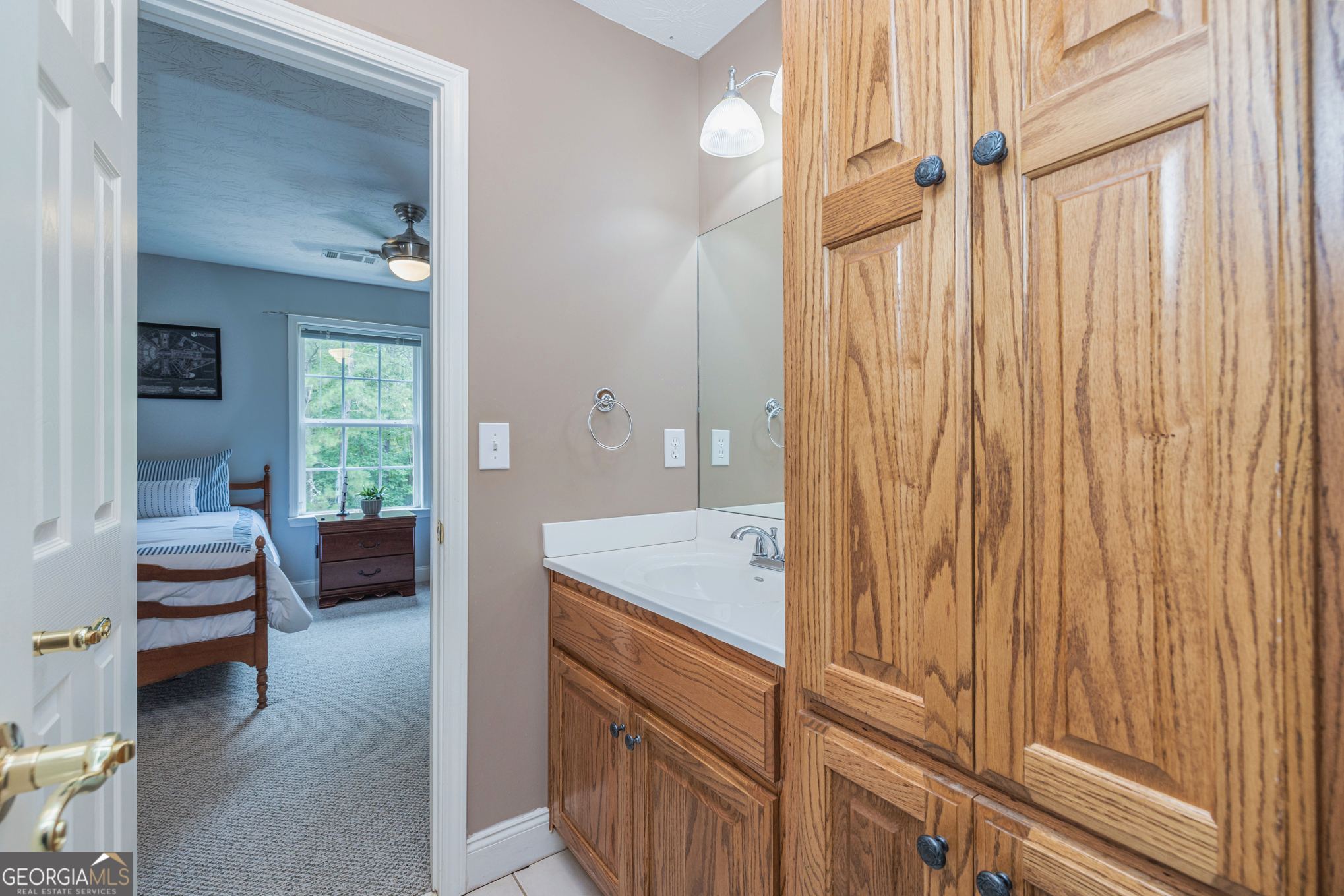Newnan, Georgia, 30263, United States, 4 Bedrooms Bedrooms, ,5 BathroomsBathrooms,Residential,For Sale,1932602